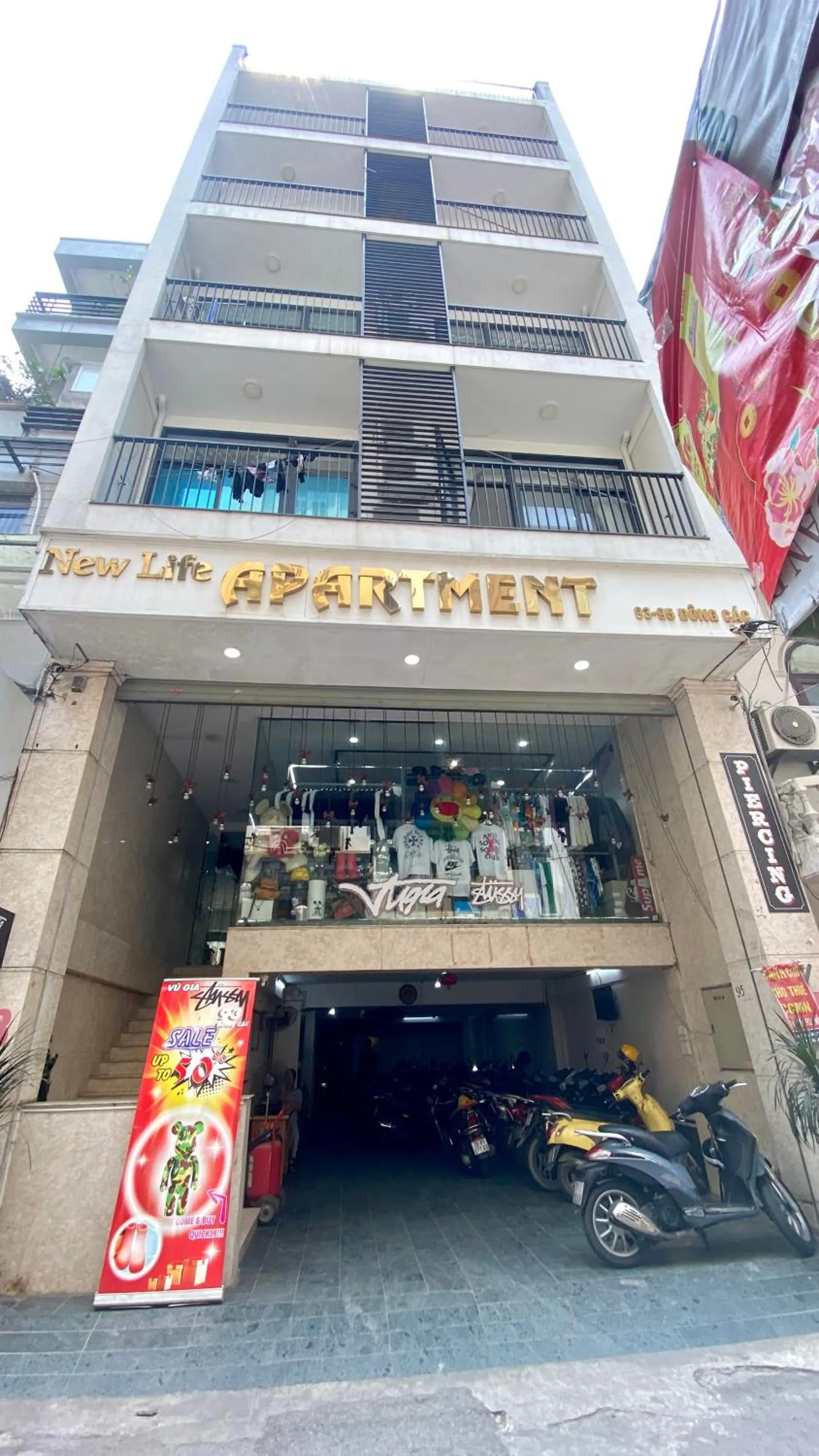 Property building in Era Apartment Đông Các