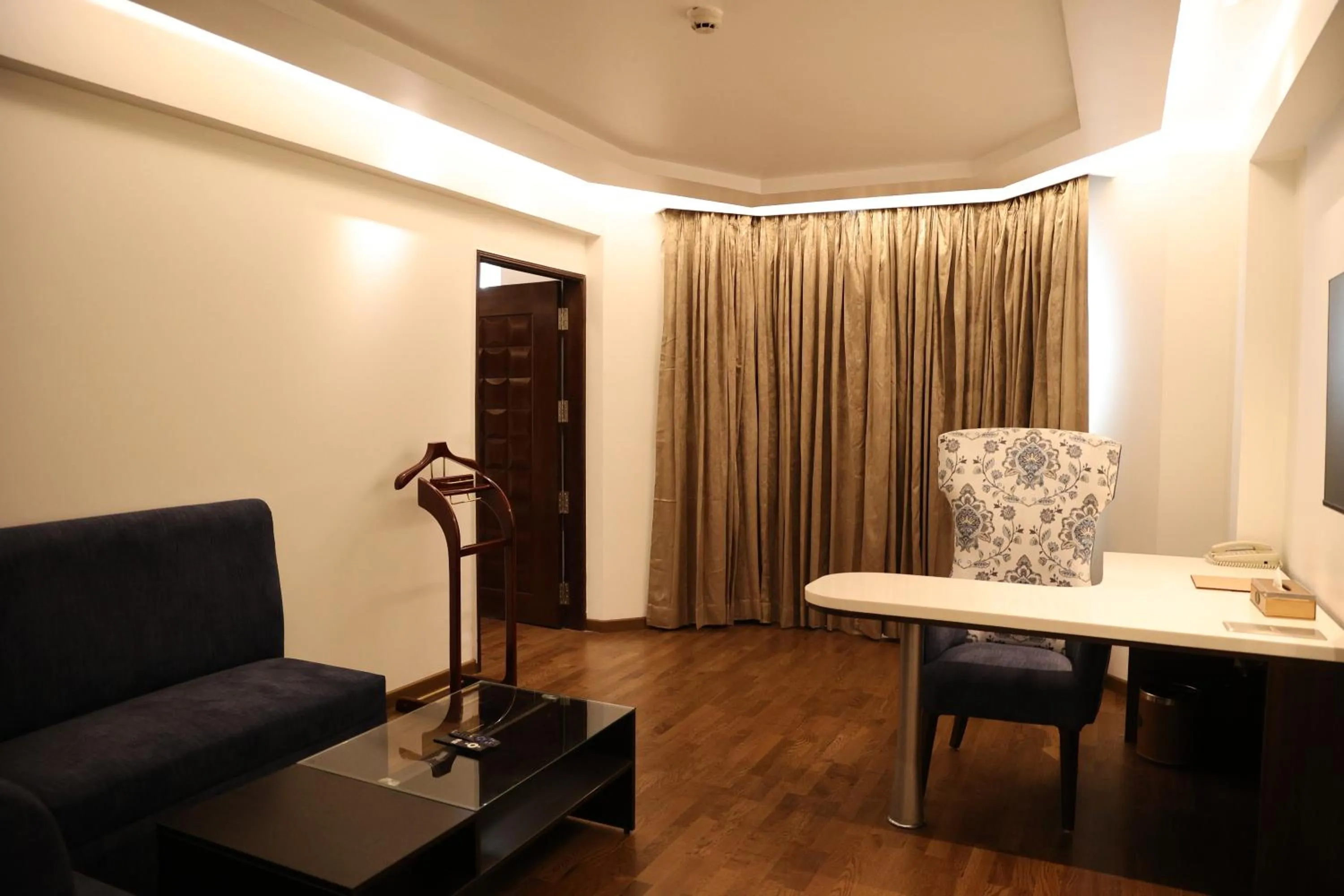 Living room in Utopian Luxe