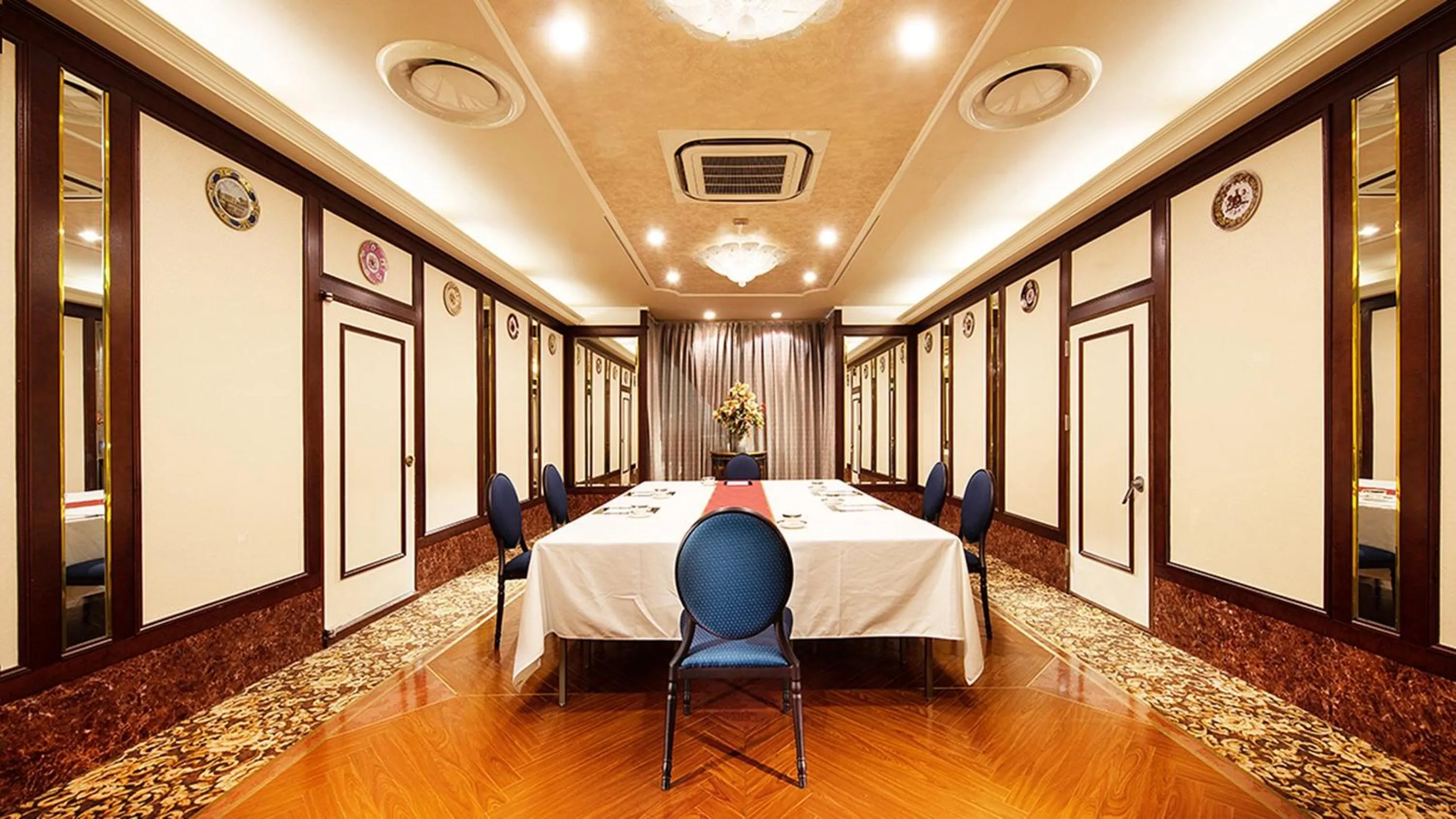 Hiroshima Grand Intelligent Hotel