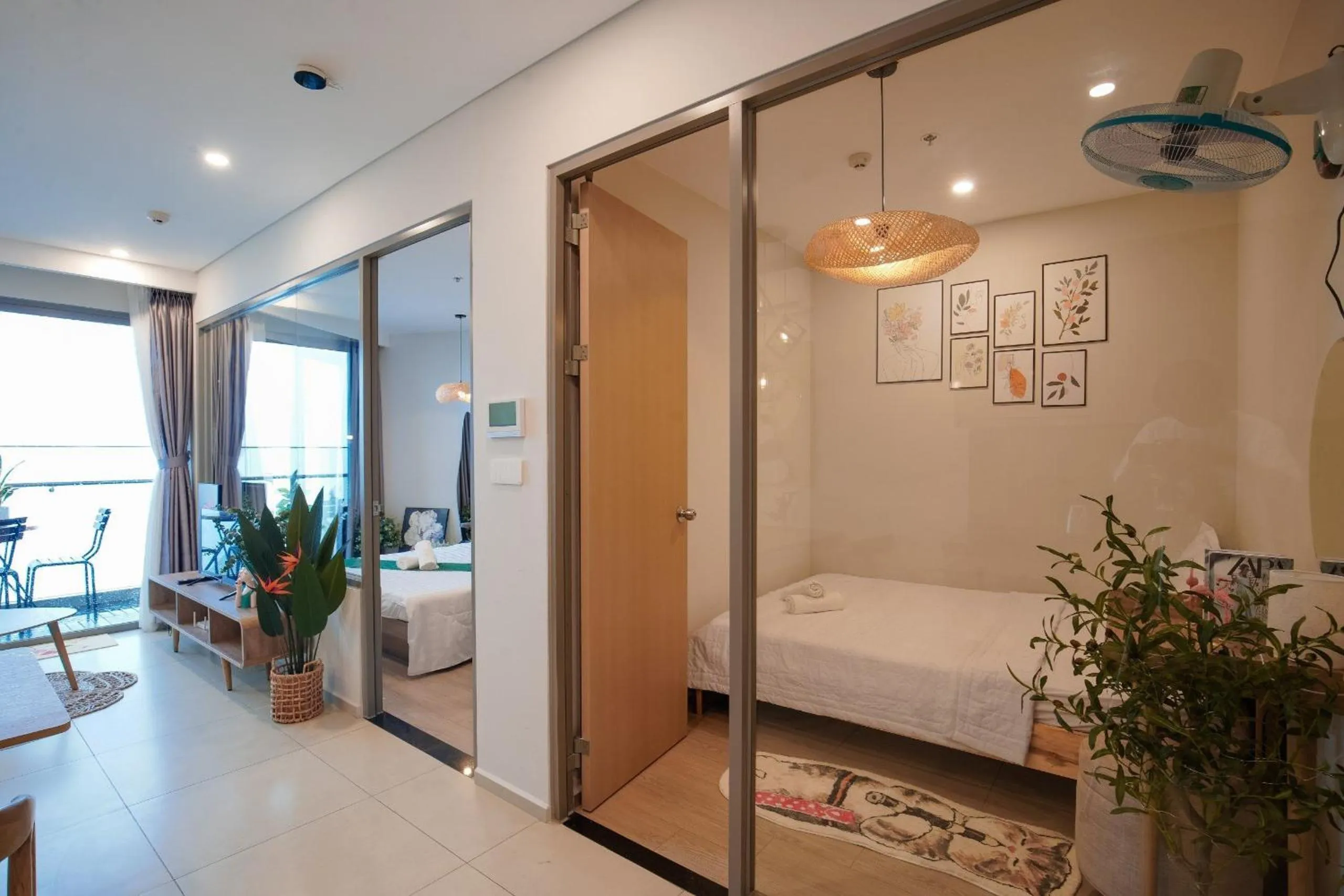 Photo of the whole room in The Sóng apartment