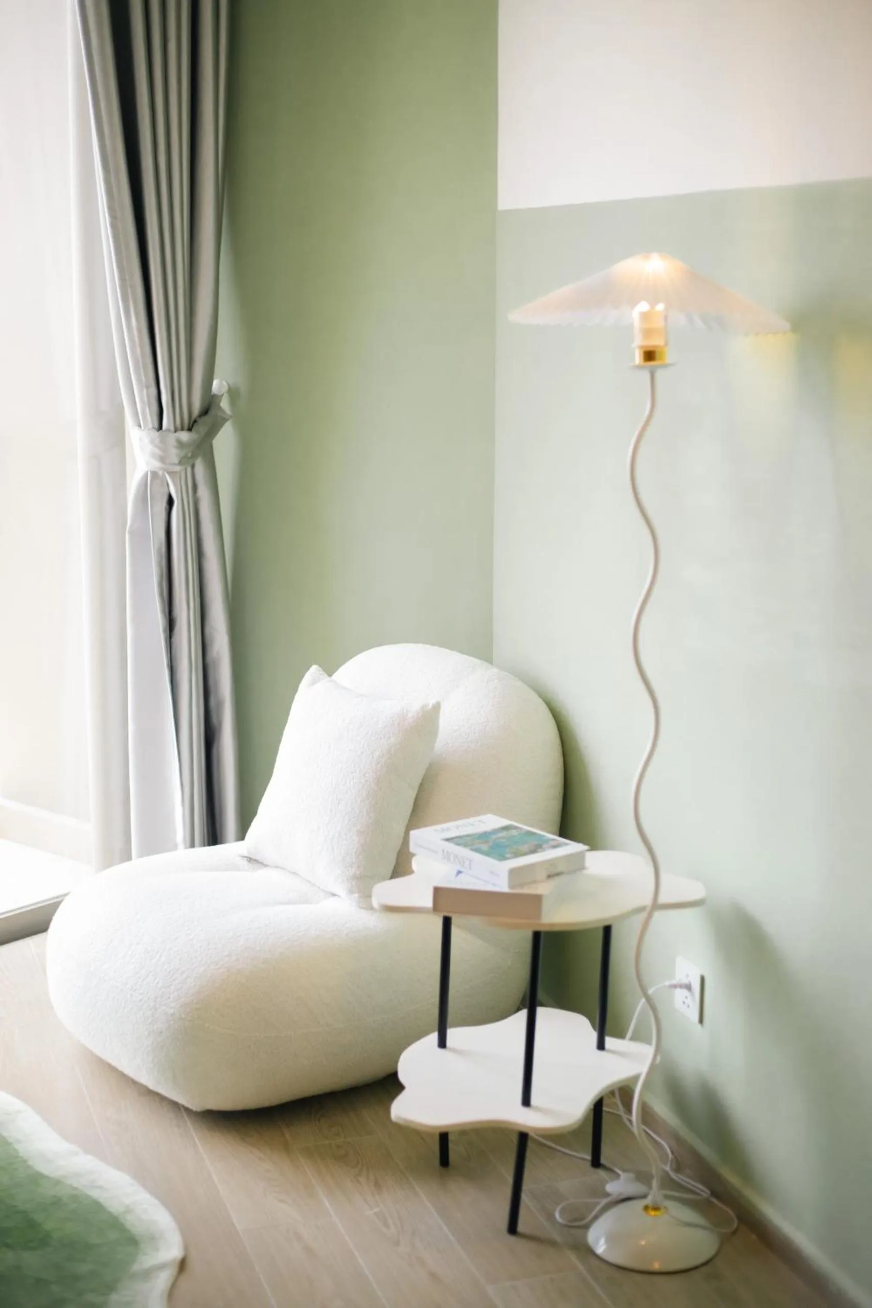 Seating area in The Sóng apartment