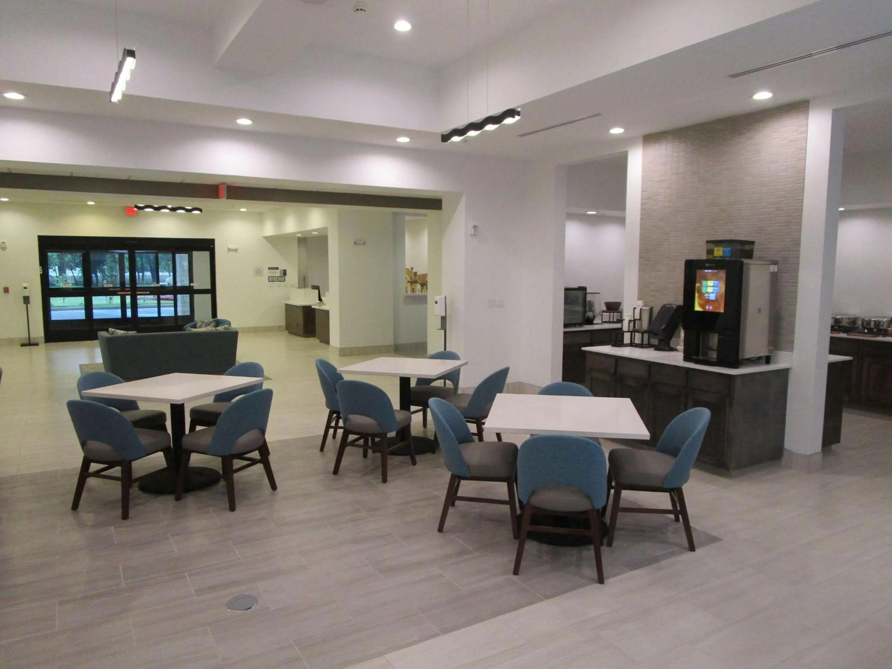 Breakfast in Reddy Hotel Bonham