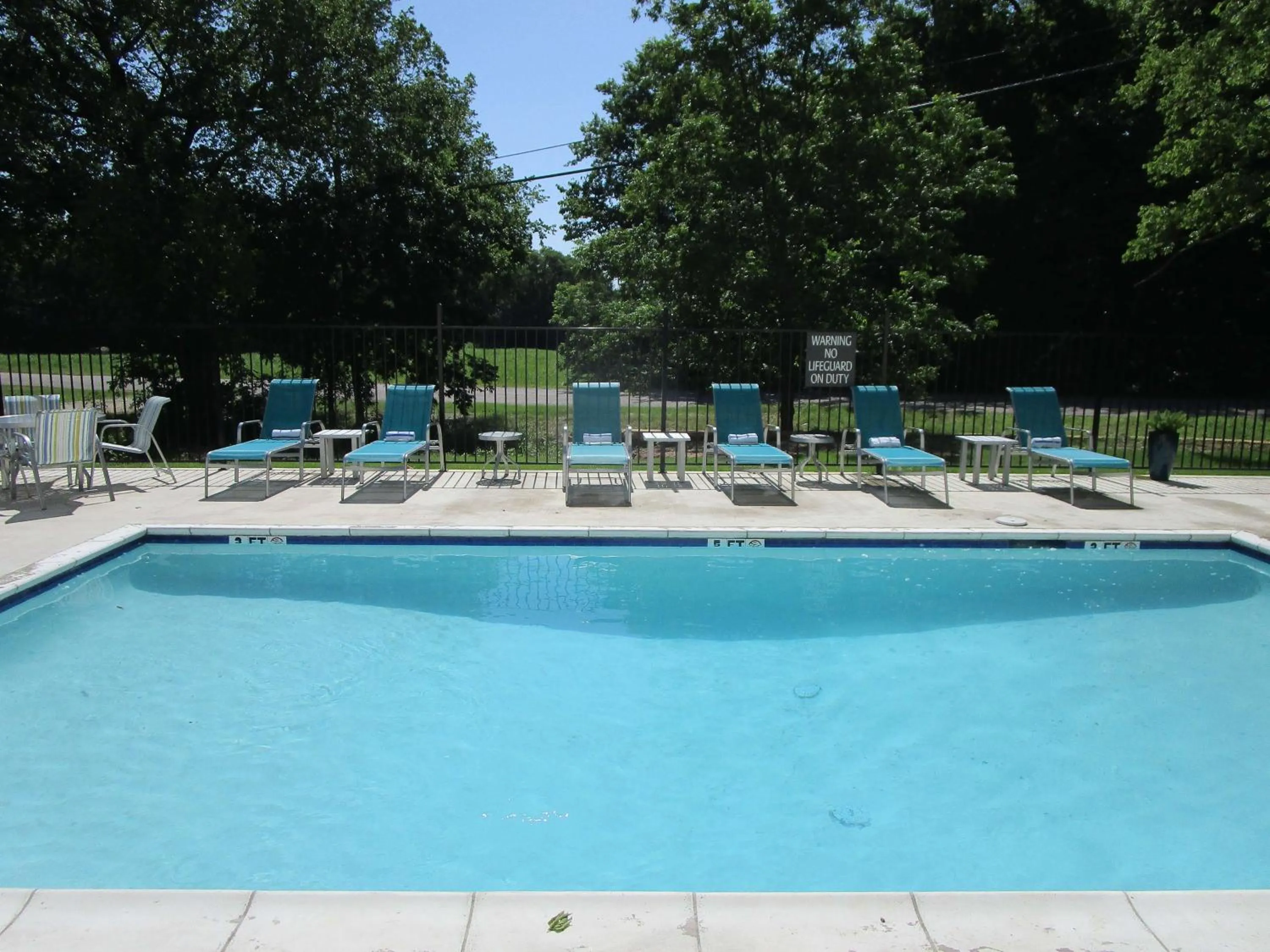 Pool view in Reddy Hotel Bonham
