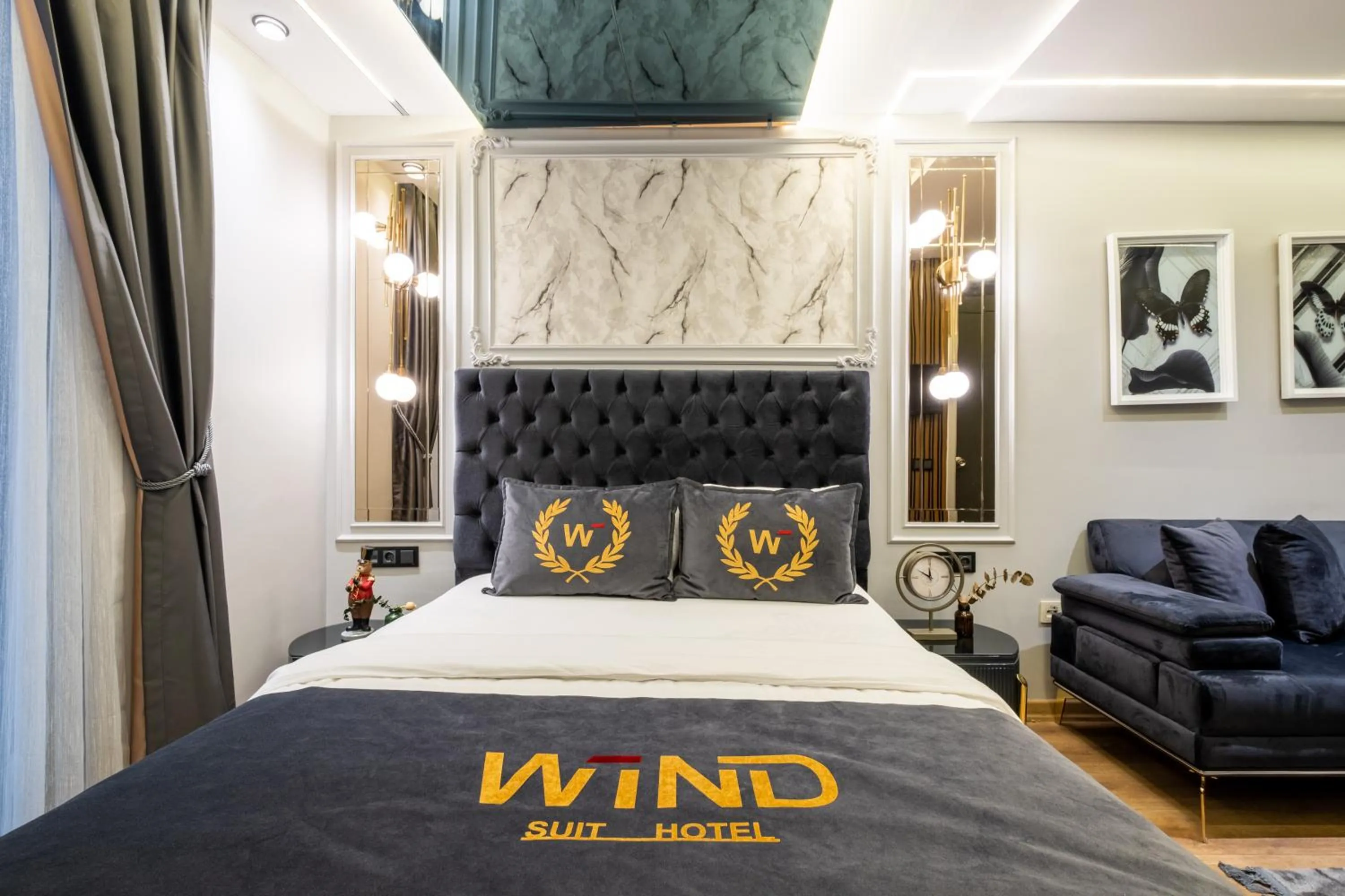 Bedroom, Bed in Wind Suit