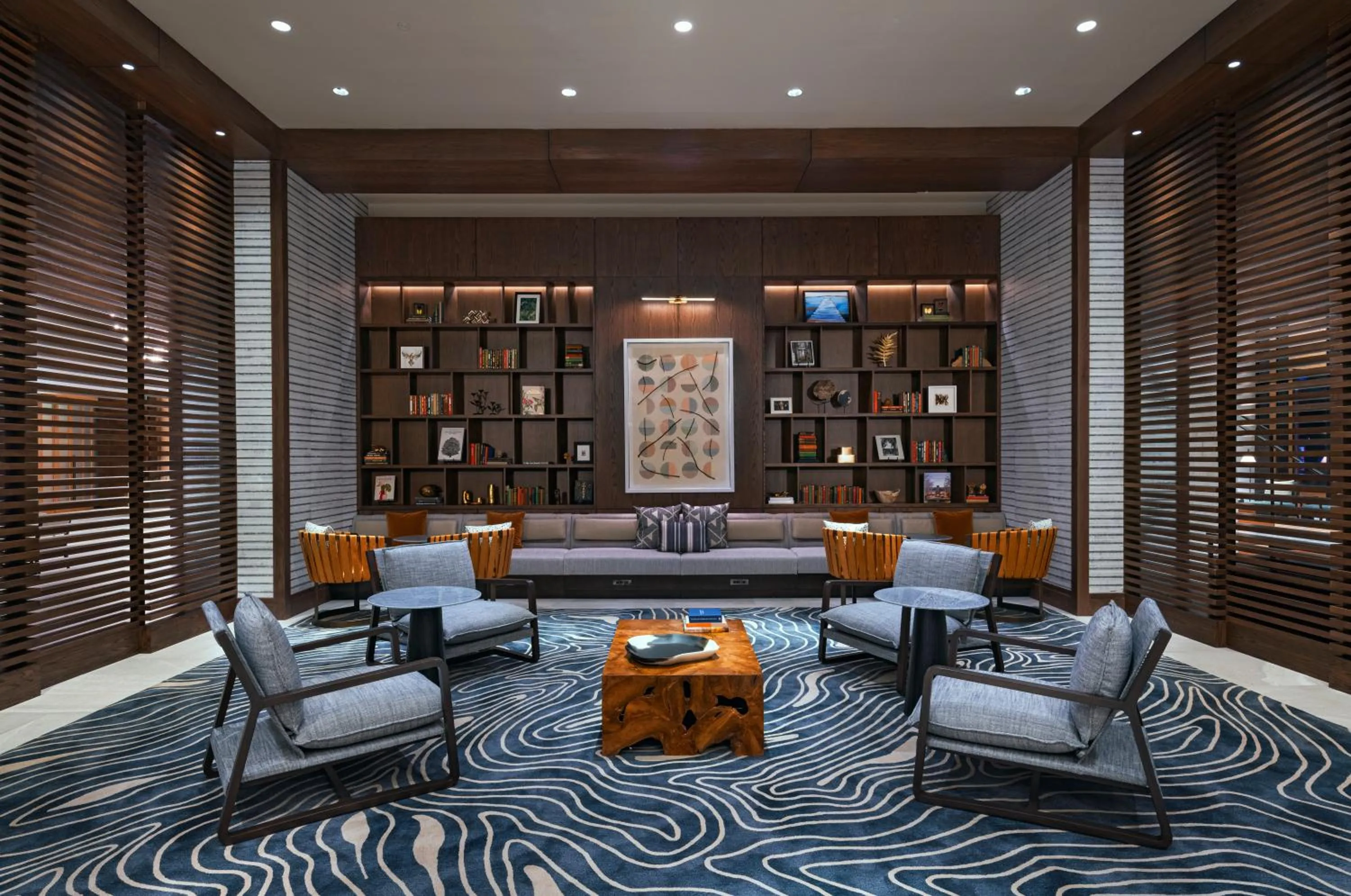 Seating area in Hyatt Regency Conroe