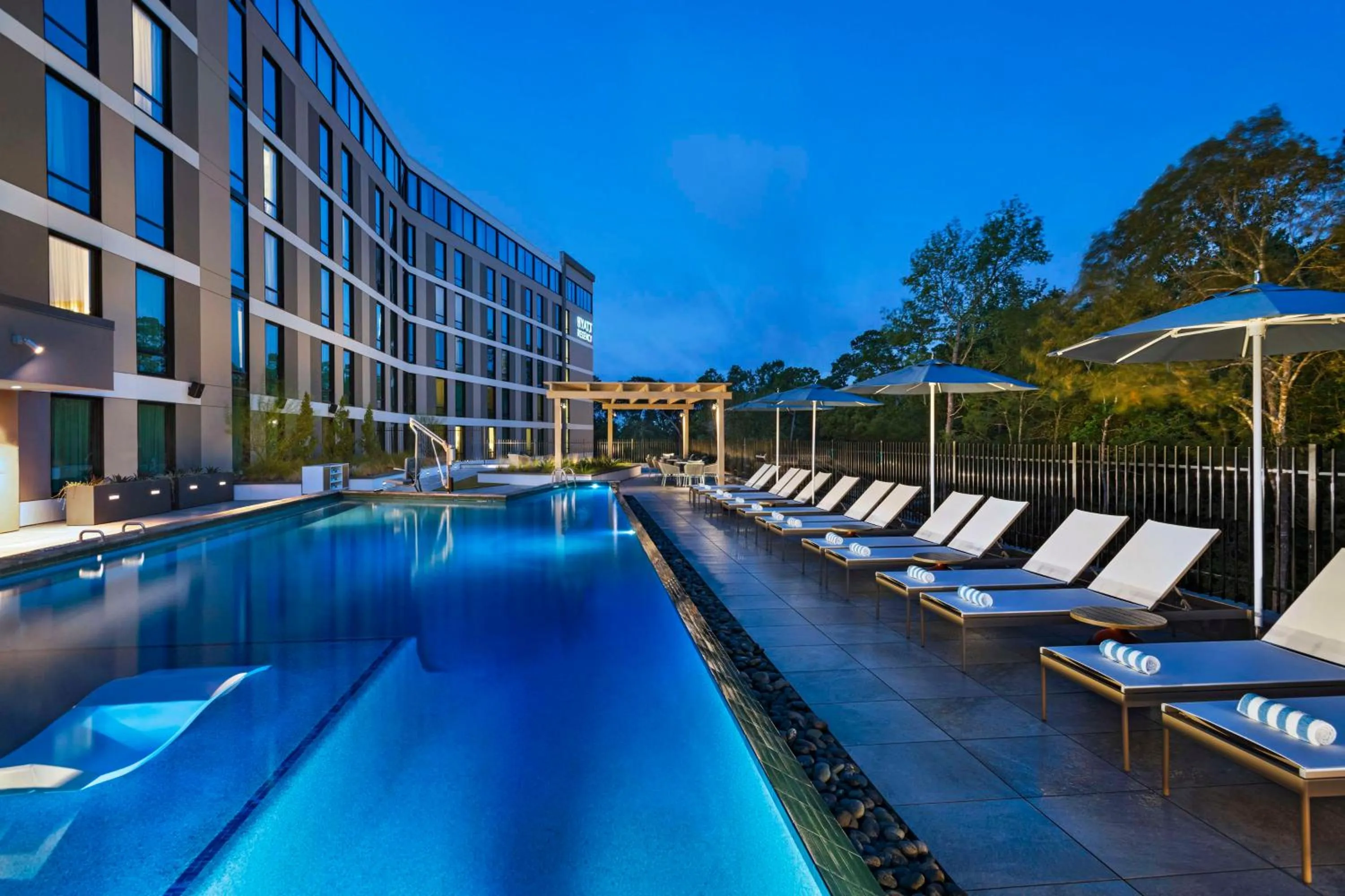 Swimming pool in Hyatt Regency Conroe