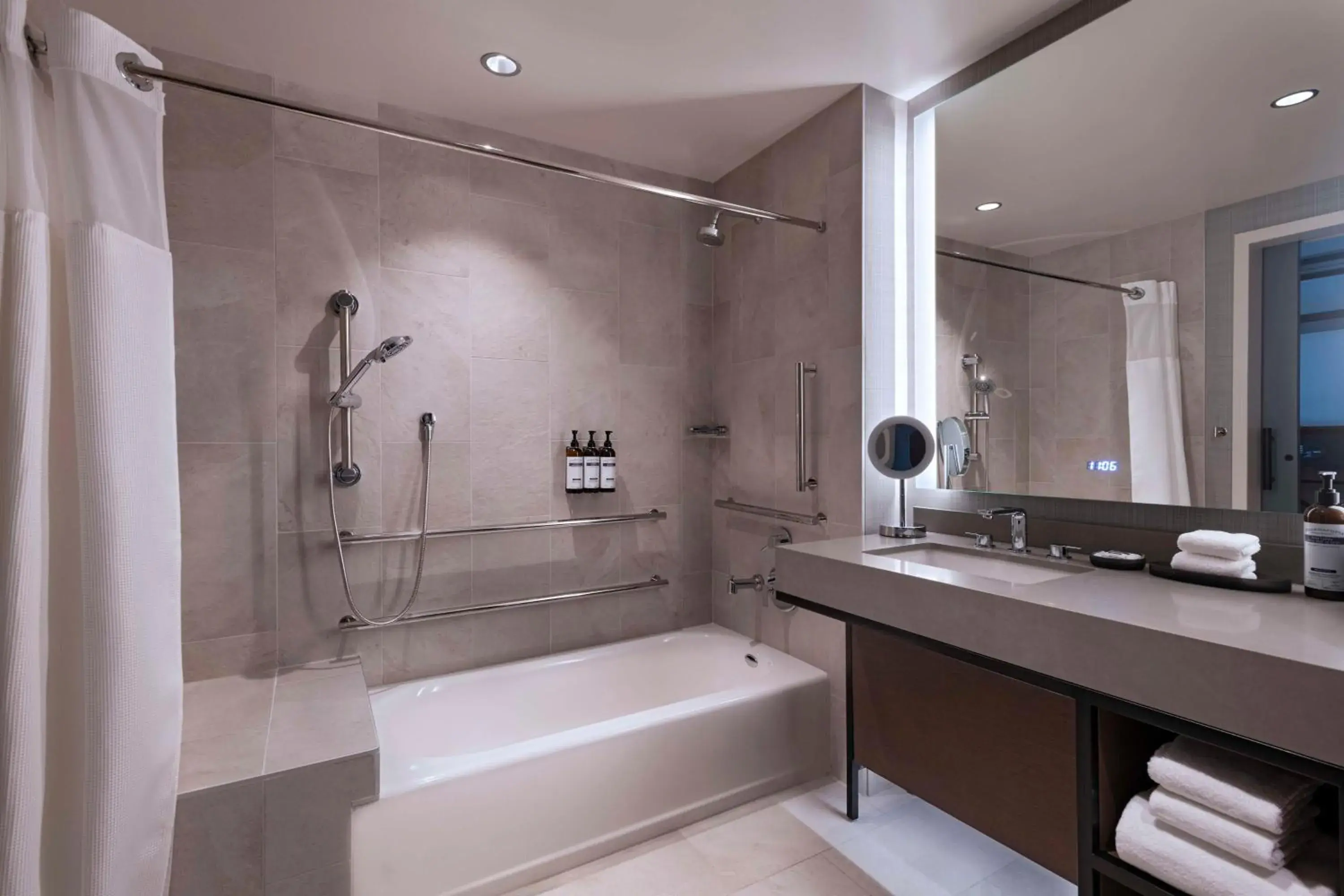 King Room with Accessible Tub - Disability Access in Hyatt Regency Baytown-Houston King Room with Accessible Tub - Disability Access in Hyatt Regency Baytown-Houston