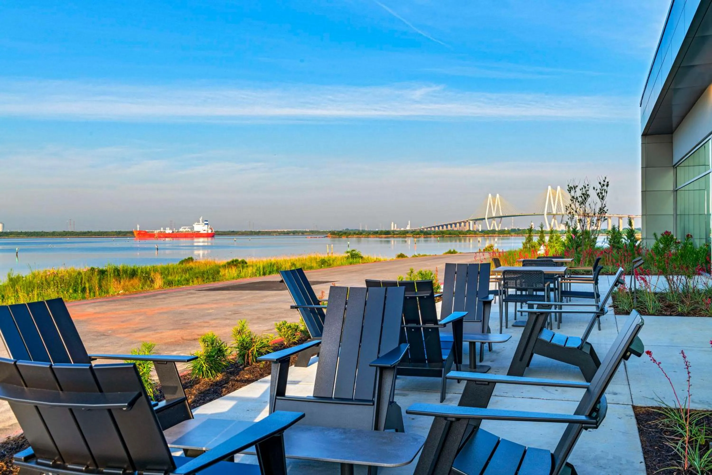 Patio in Hyatt Regency Baytown-Houston