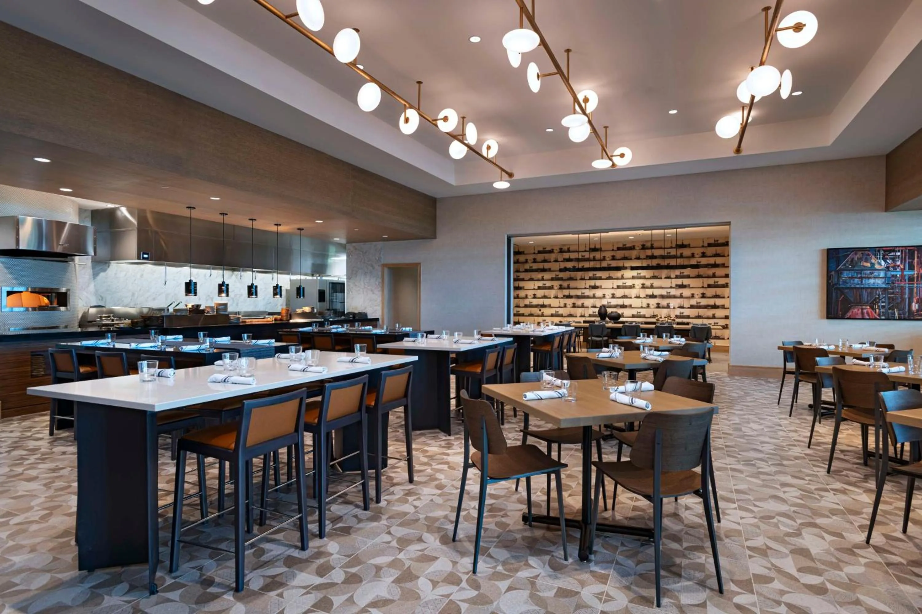 Restaurant/places to eat in Hyatt Regency Baytown-Houston