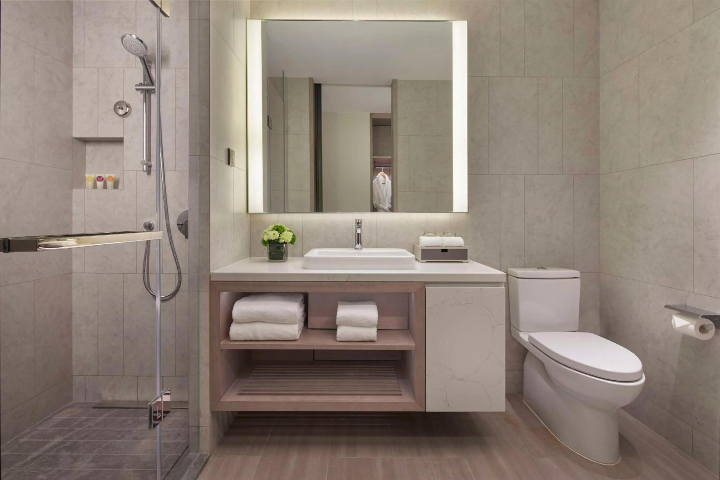 Bathroom in Hyatt Place Hangzhou International Airport