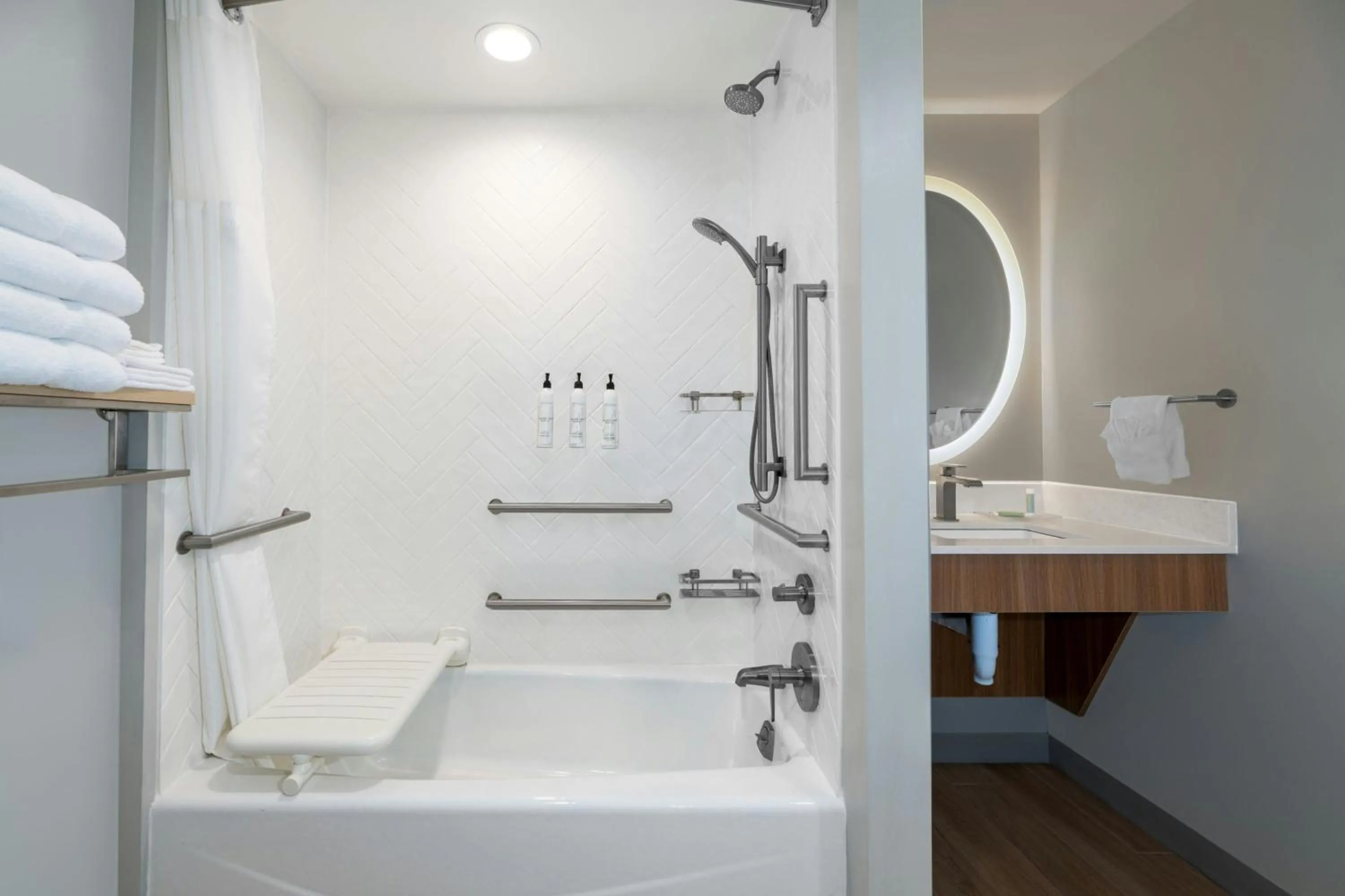 Bathroom in TownePlace Suites by Marriott Norfolk