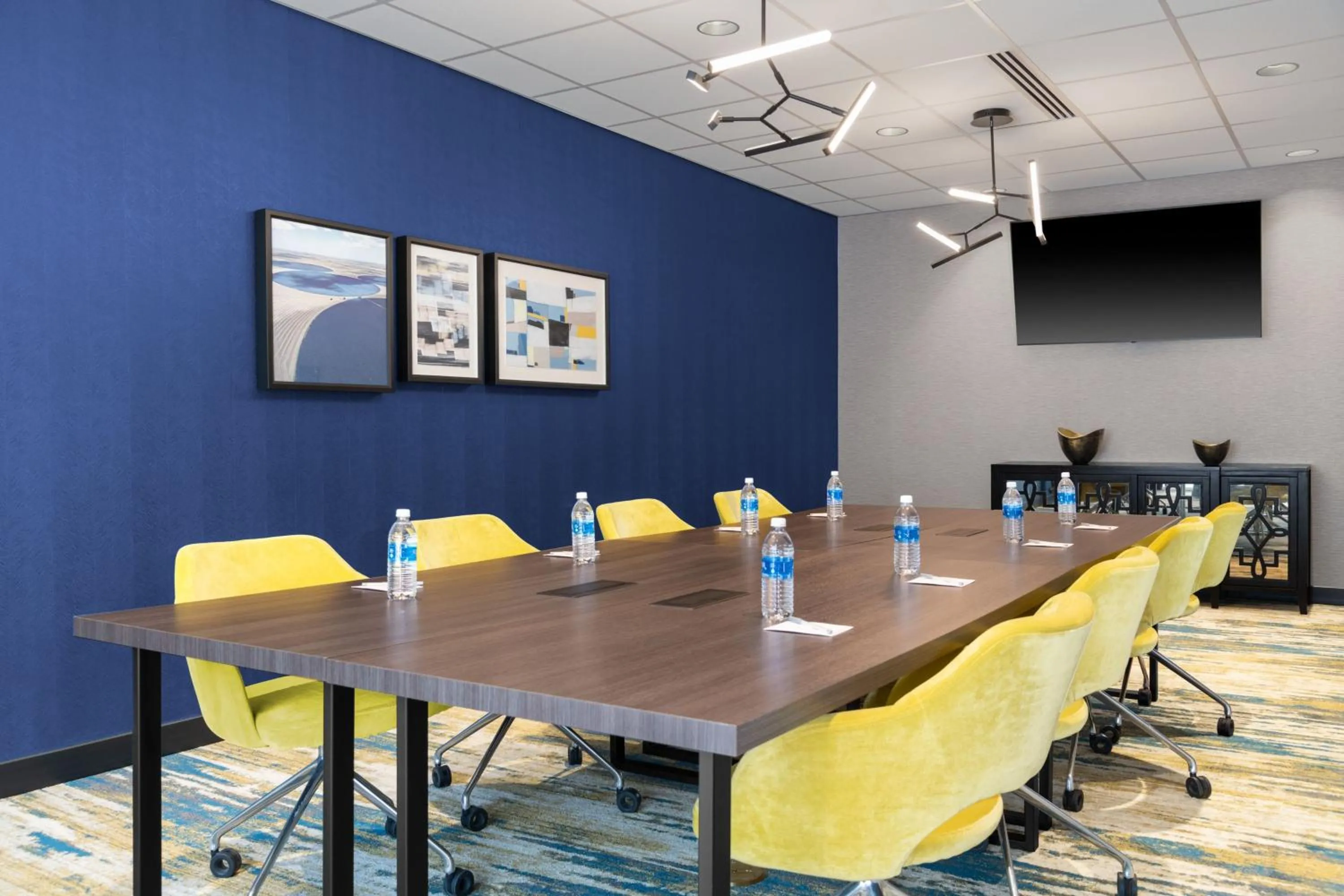Meeting/conference room in TownePlace Suites by Marriott Norfolk