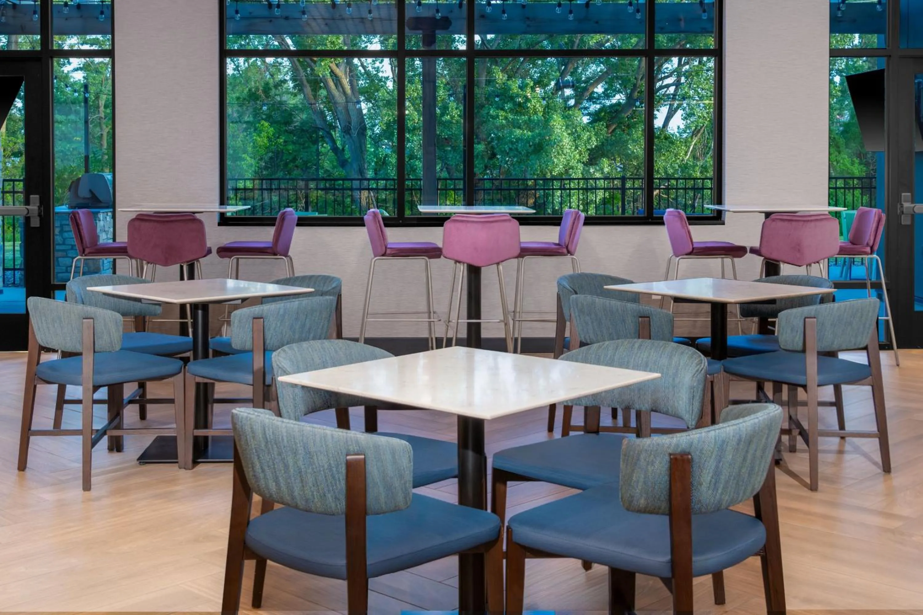 Breakfast in TownePlace Suites by Marriott Norfolk