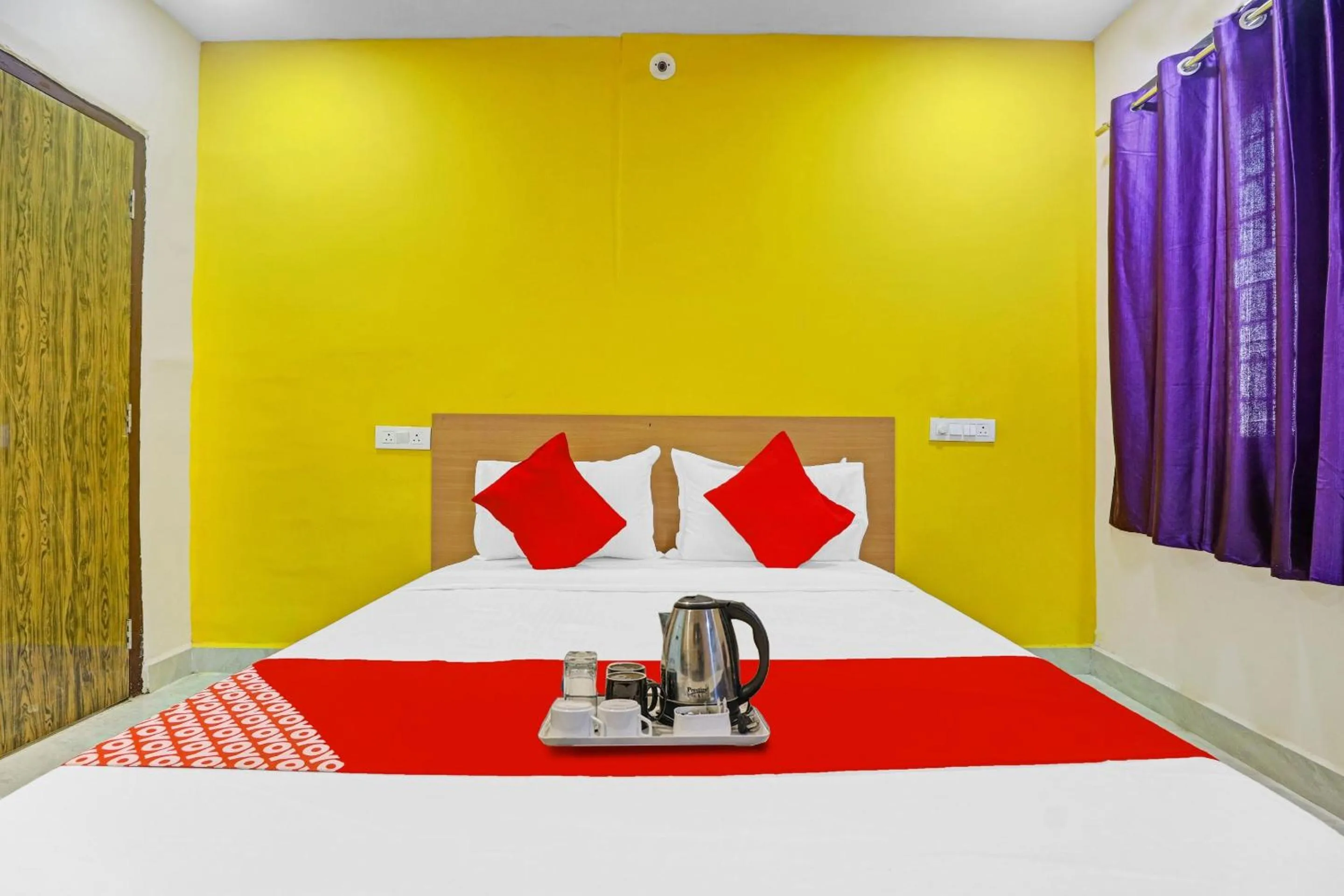 Bedroom, Bed in Super Hotel O Elite Stay