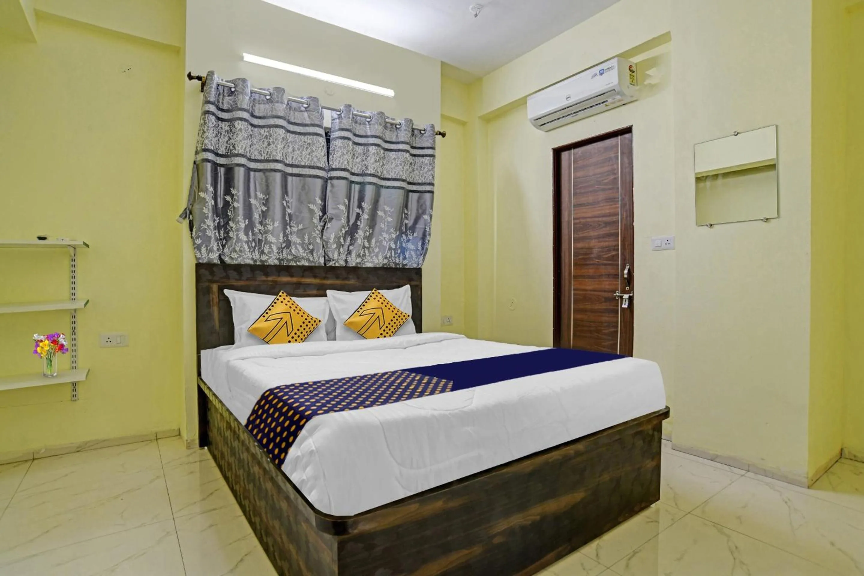 Bedroom in Super Hotel O Trinity Inn