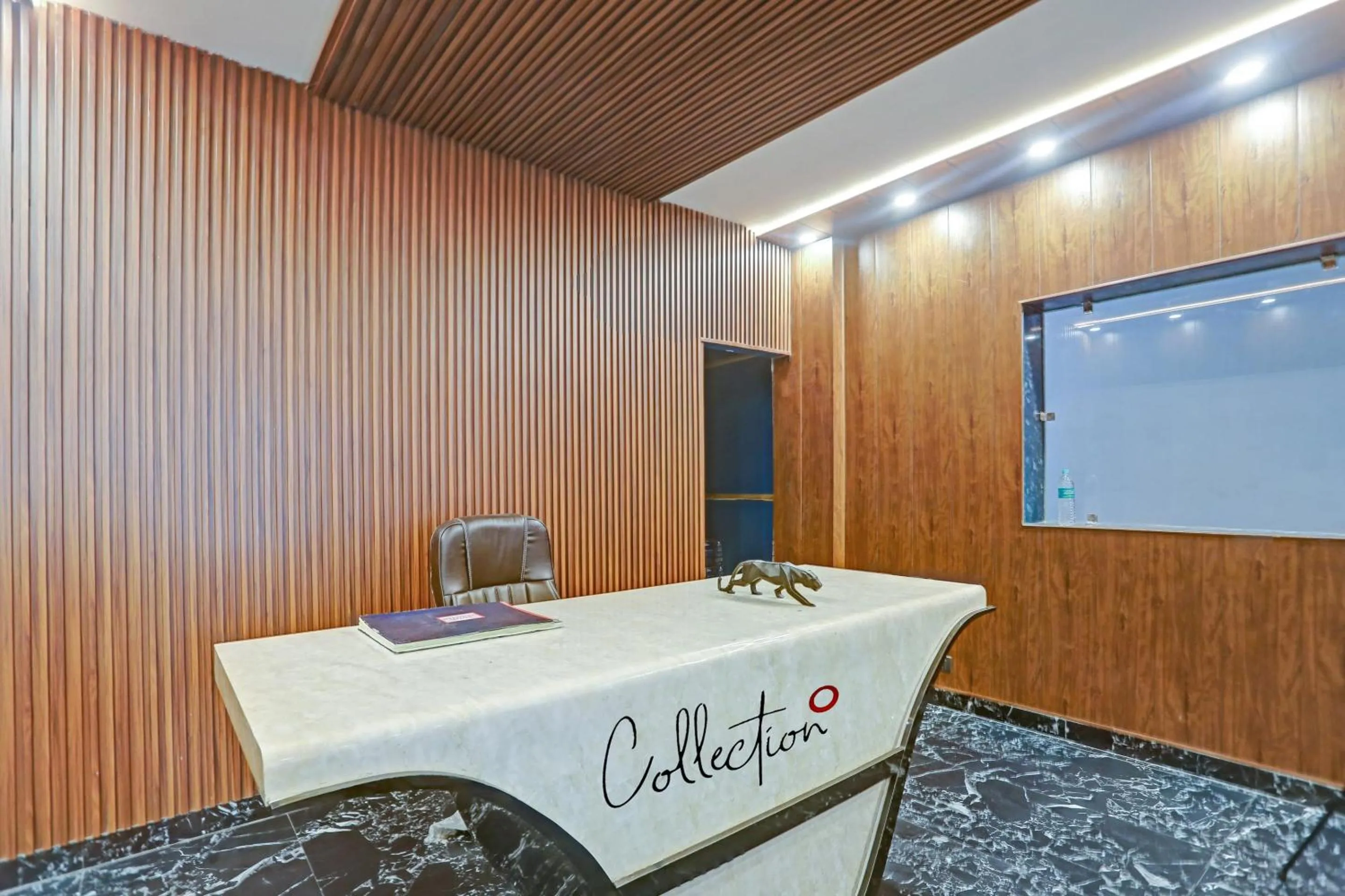 Lobby or reception in SPOT ON Mt White House