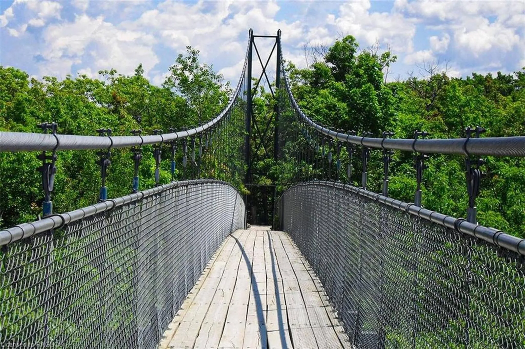 Slope-side Studio Bliss Ski-in Ski-out, Renovated At Blue, Hot Tub, Fast Wi-Fi