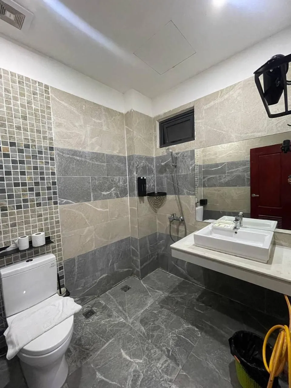 Shower in Residence 110 (Hotel and Apartments)