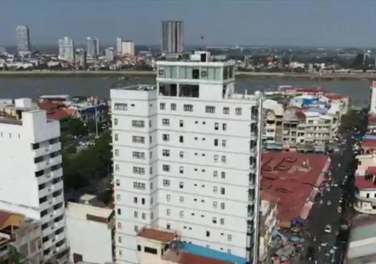 Property building in Residence 110 (Hotel and Apartments)