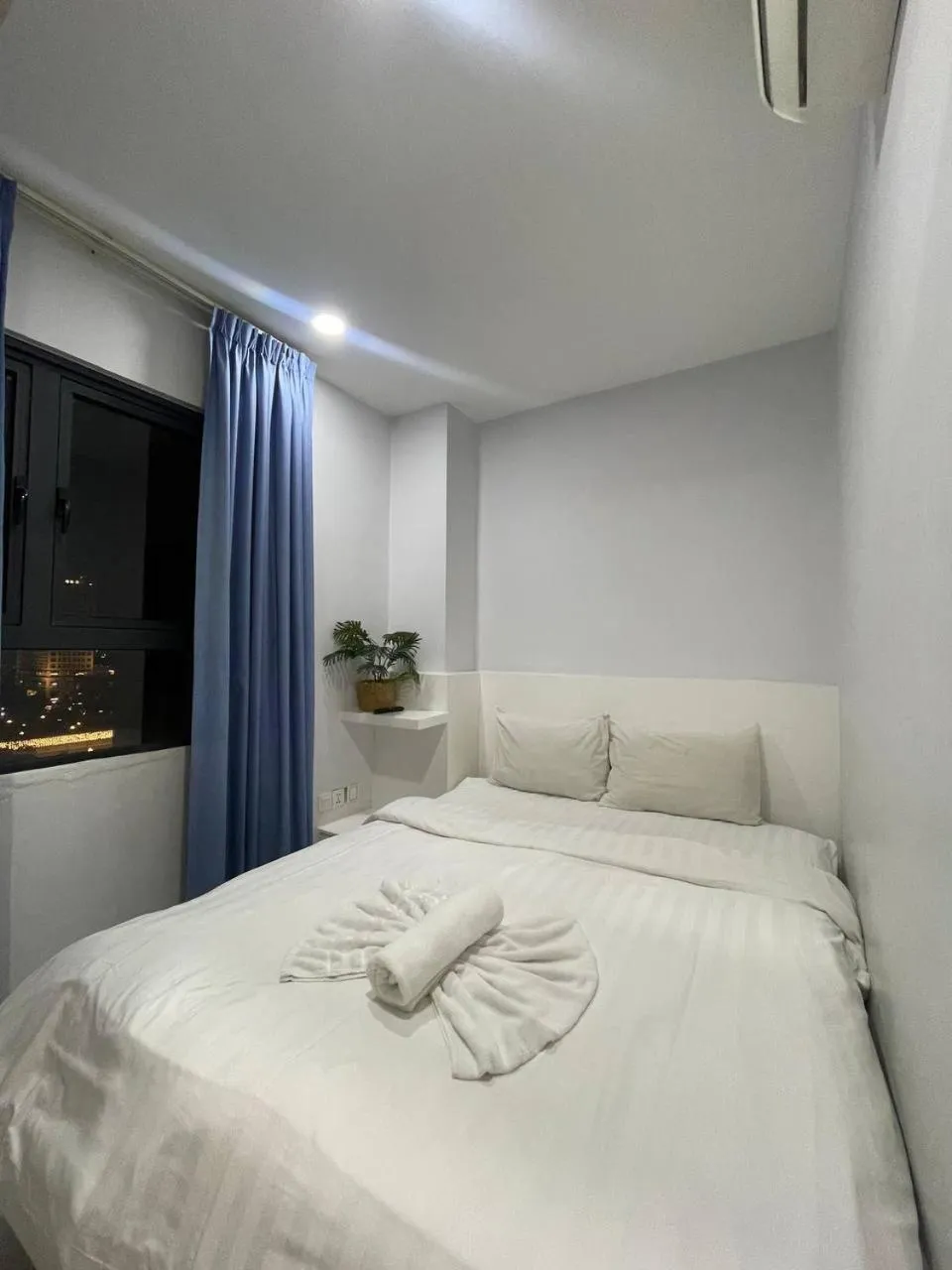 Bed in Residence 110 (Hotel and Apartments)