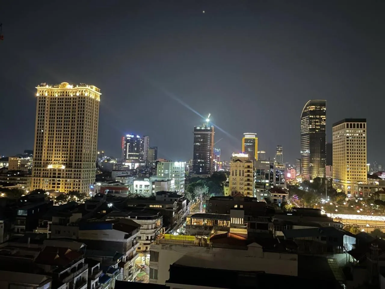 Night in Residence 110 (Hotel and Apartments)