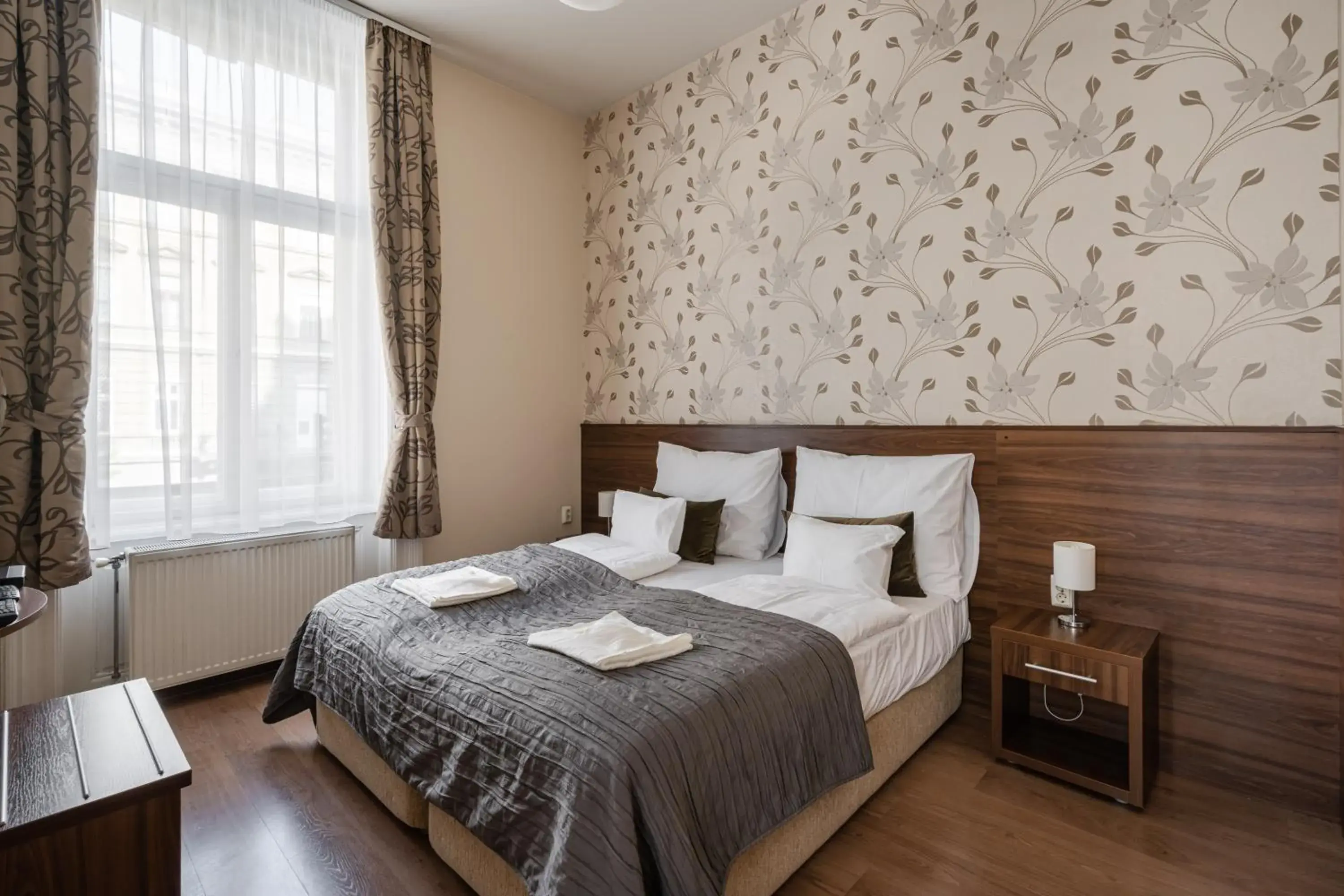 Family Room in Elit Boutique Rooms- Best Location by BQA Family Room in Elit Boutique Rooms- Best Location by BQA