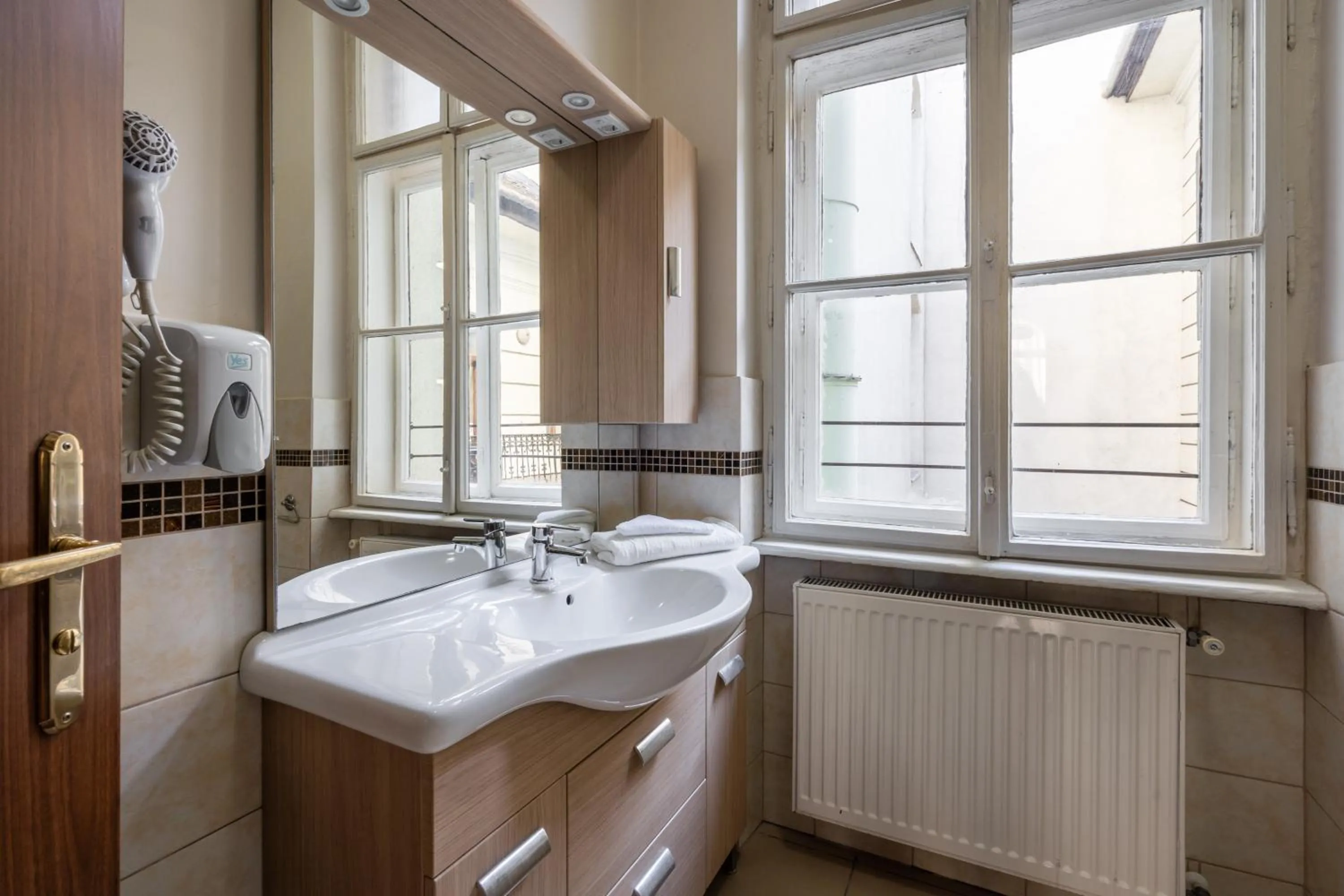 Bathroom in Elit Boutique Rooms- Best Location by BQA