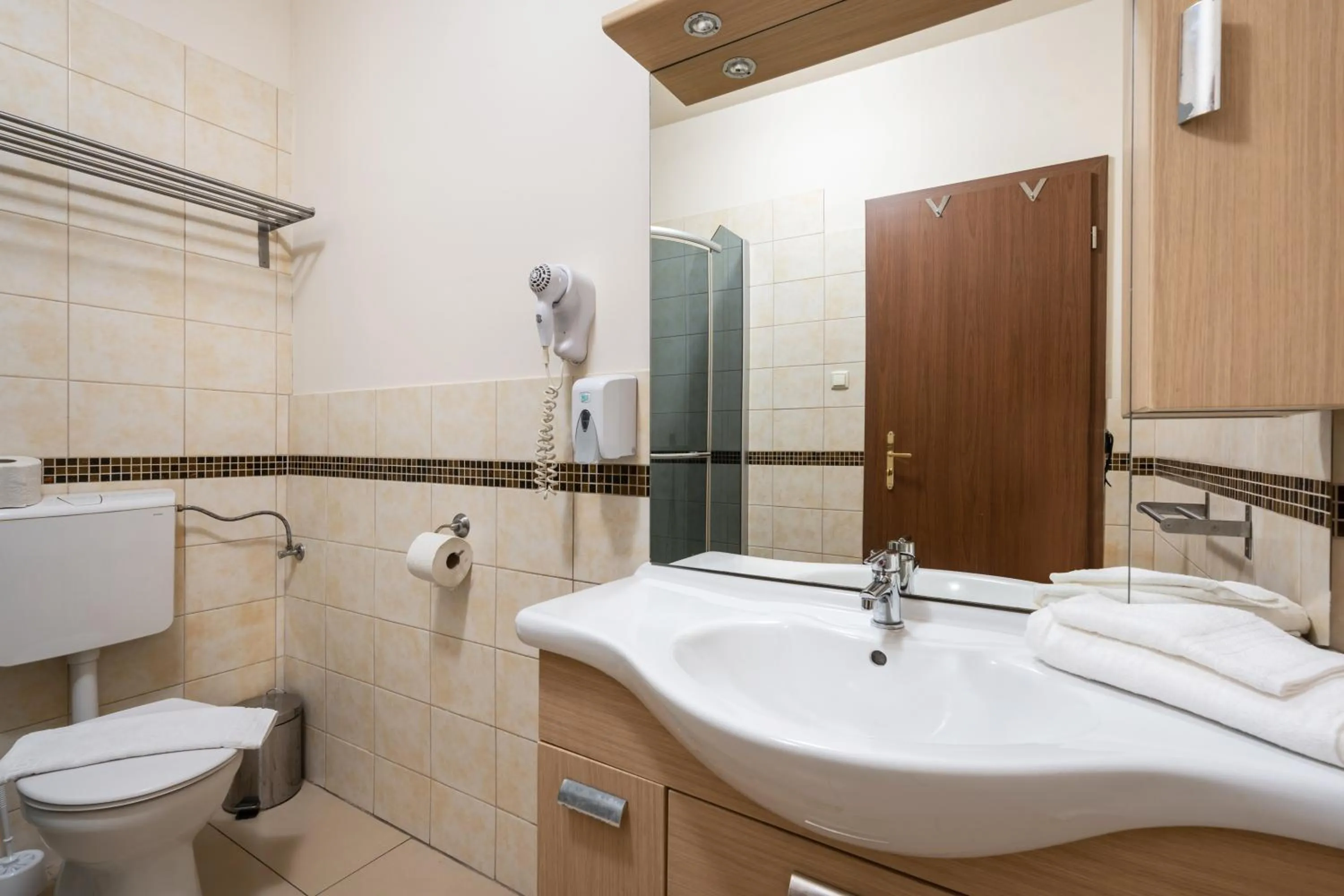 Toilet in Elit Boutique Rooms- Best Location by BQA