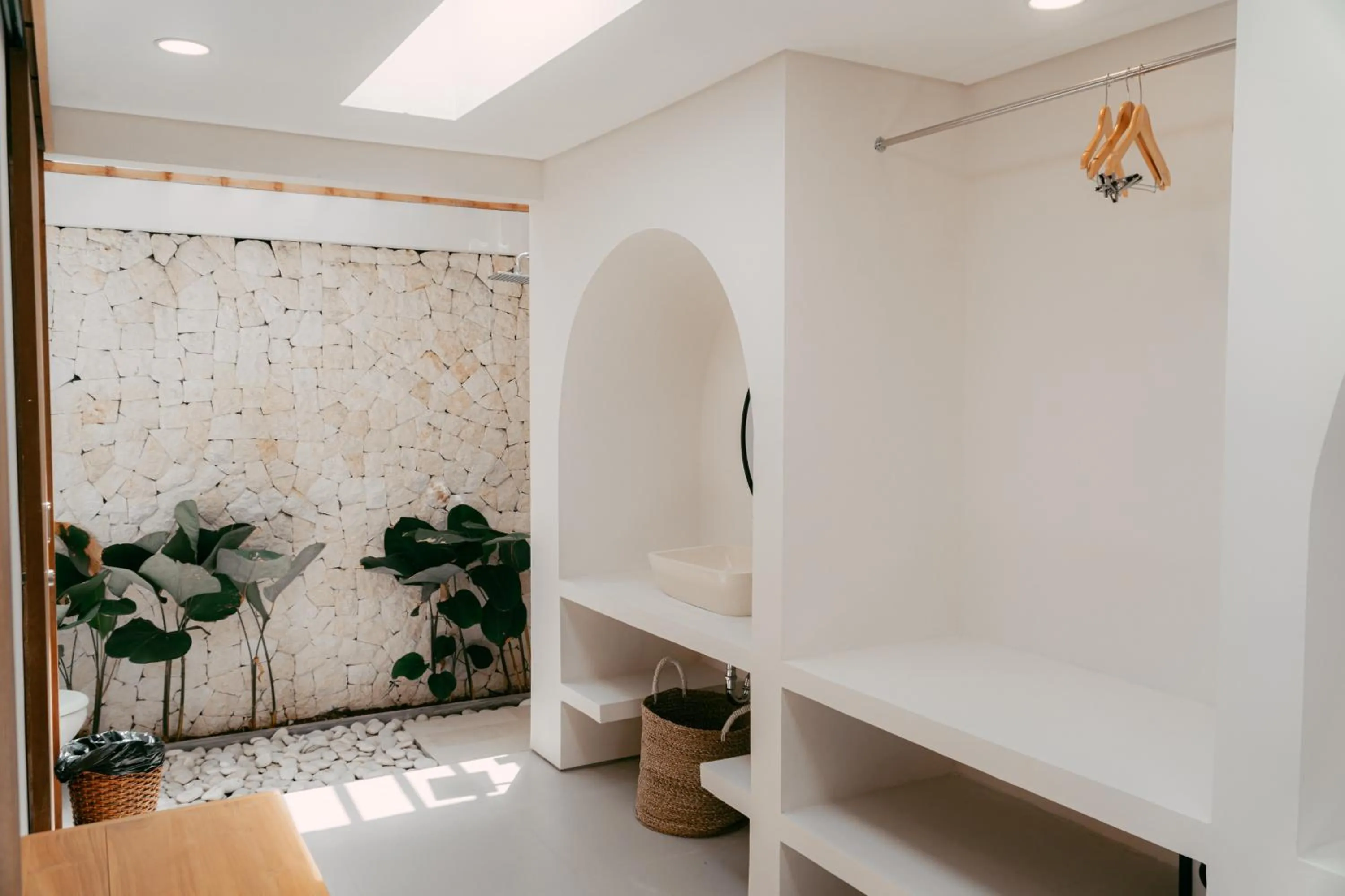 wardrobe in Sanjula Uluwatu