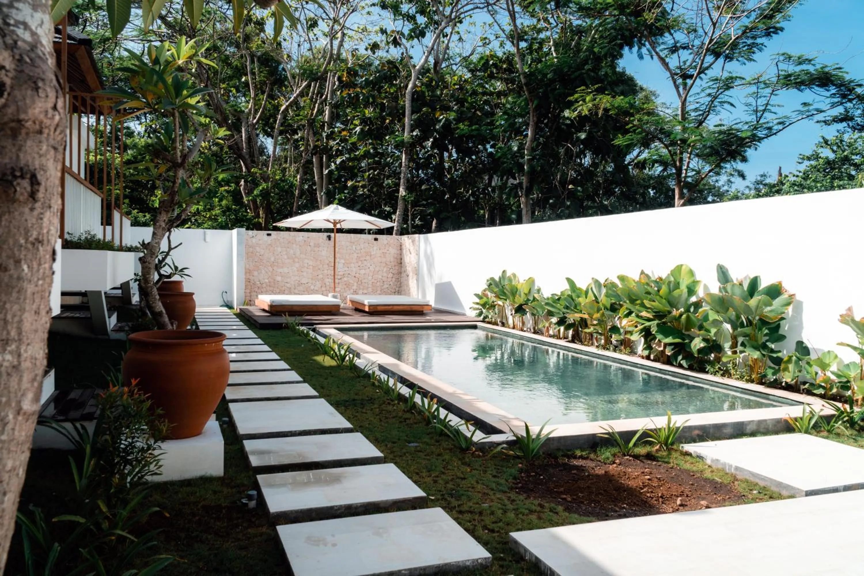 Swimming pool in Sanjula Uluwatu