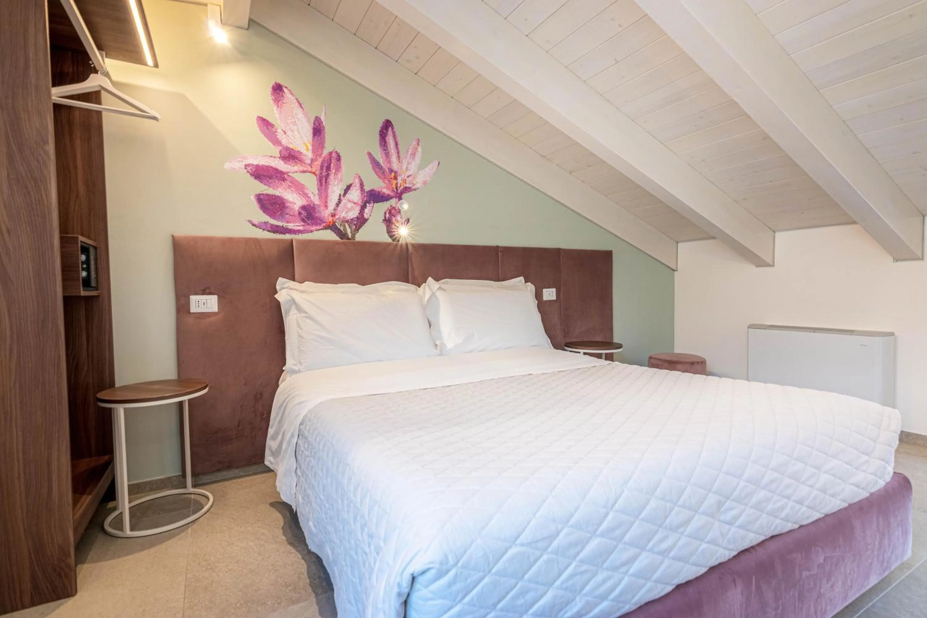 Bedroom, Bed in Profumi di Primavera Luxury Rooms & Suite