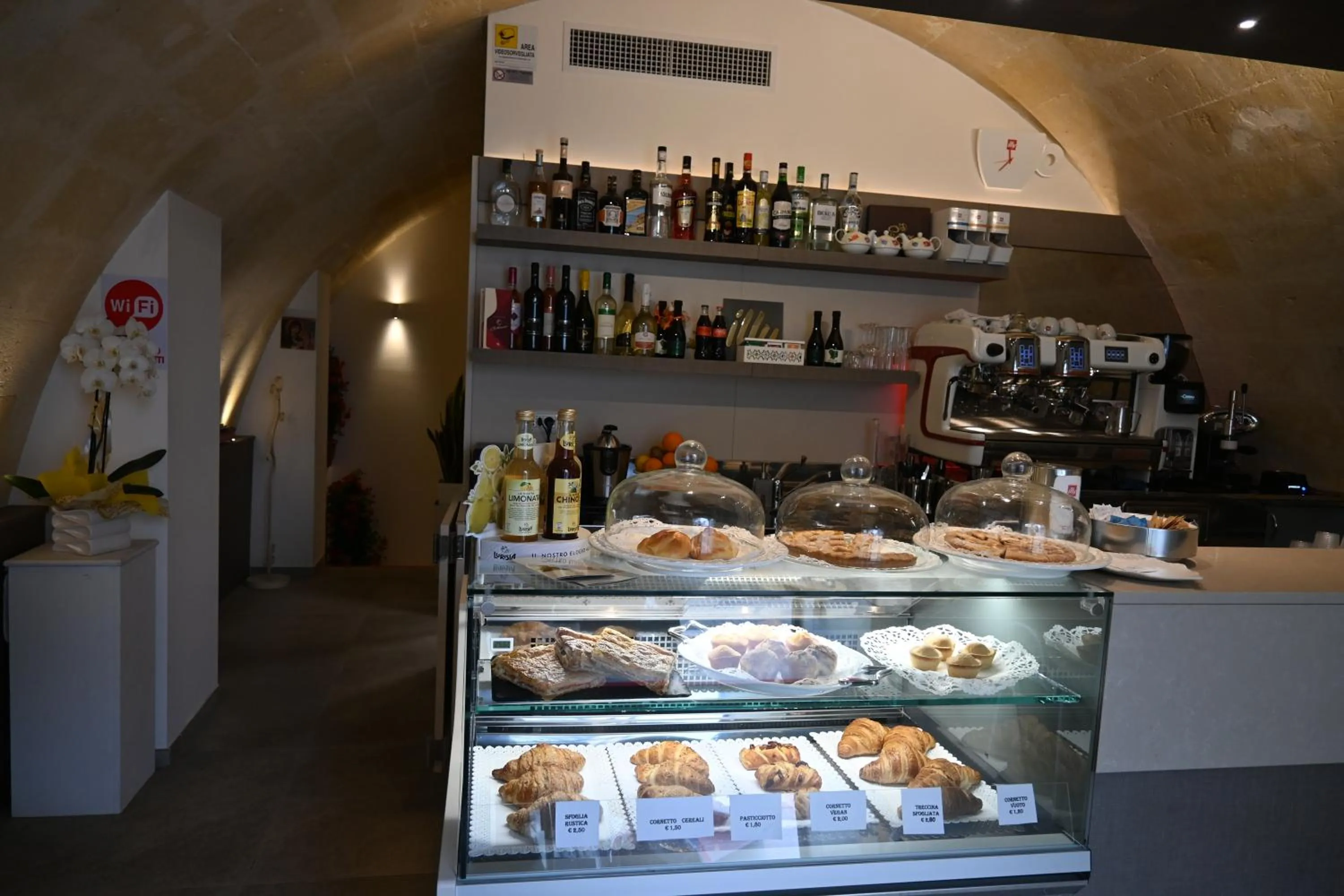 Lounge or bar in Profumi di Primavera Luxury Rooms & Suite