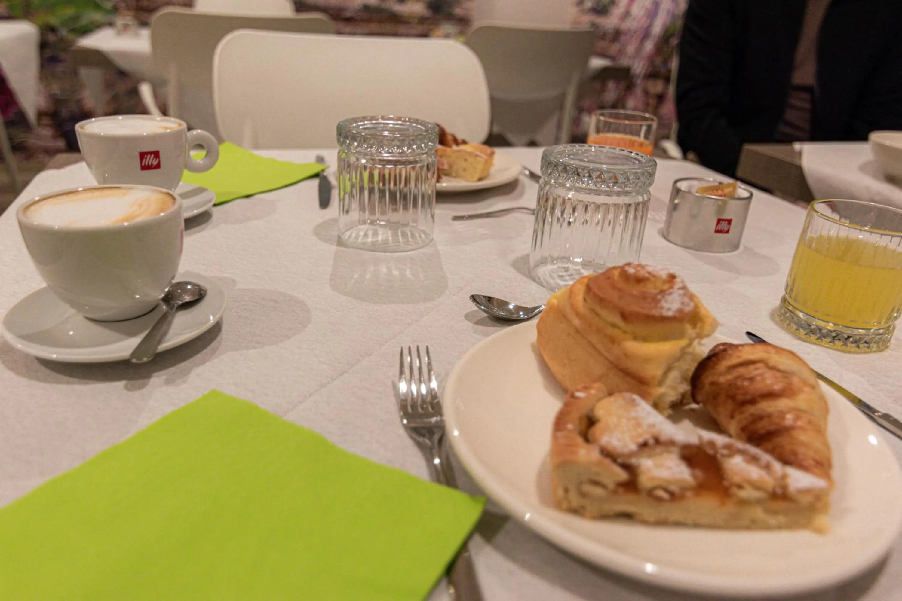 Breakfast in Profumi di Primavera Luxury Rooms & Suite