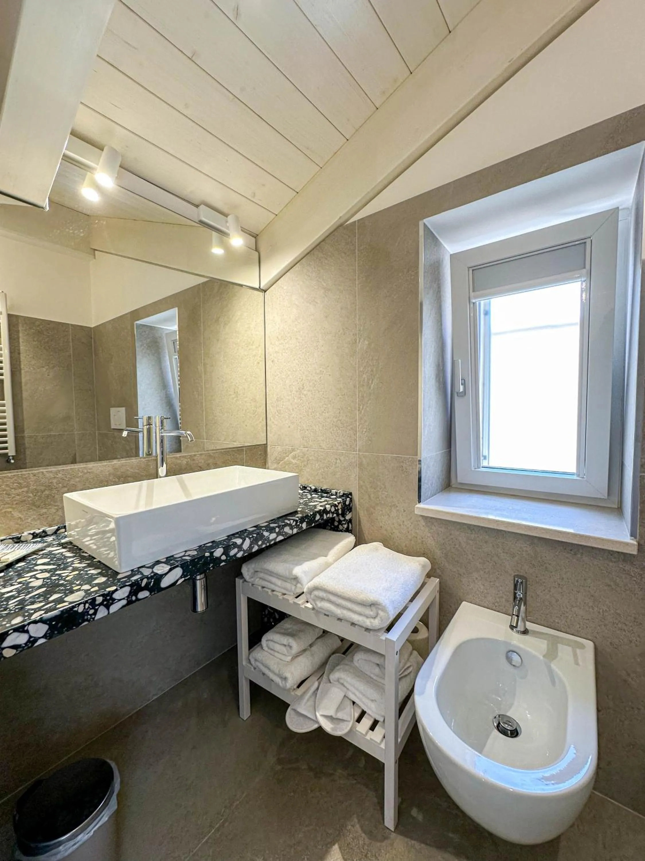 Bathroom in Profumi di Primavera Luxury Rooms & Suite