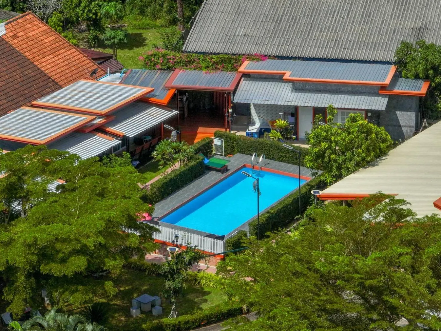 Swimming pool in Da-Kanda Boutique