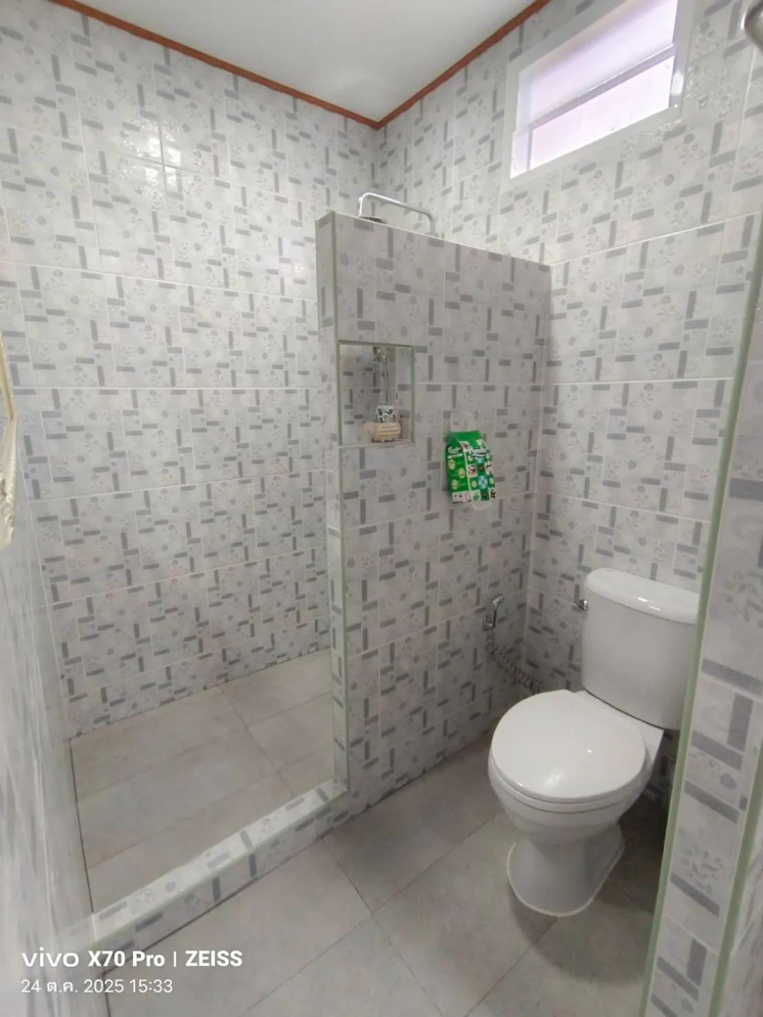 Toilet in Da-Kanda Boutique