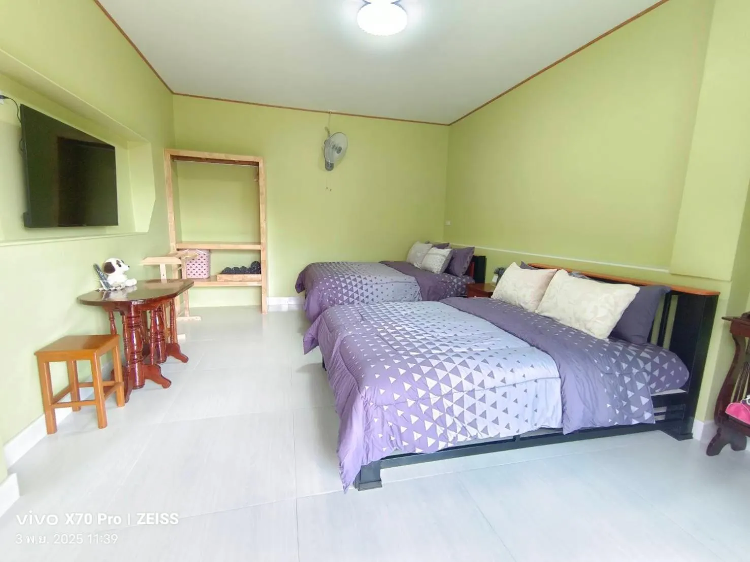 Bedroom, Bed in Da-Kanda Boutique