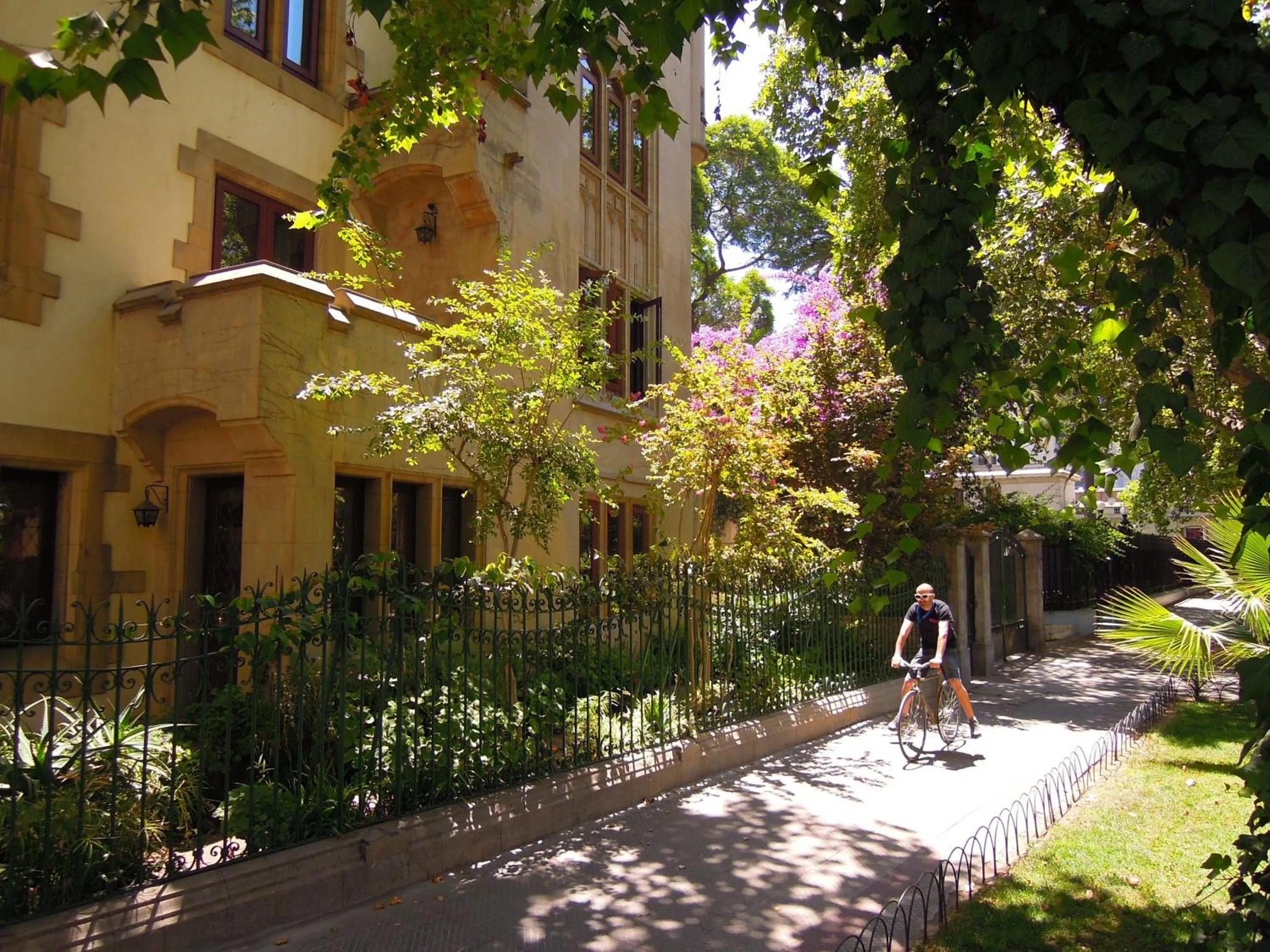 Facade/entrance in Hostal Rio Amazonas