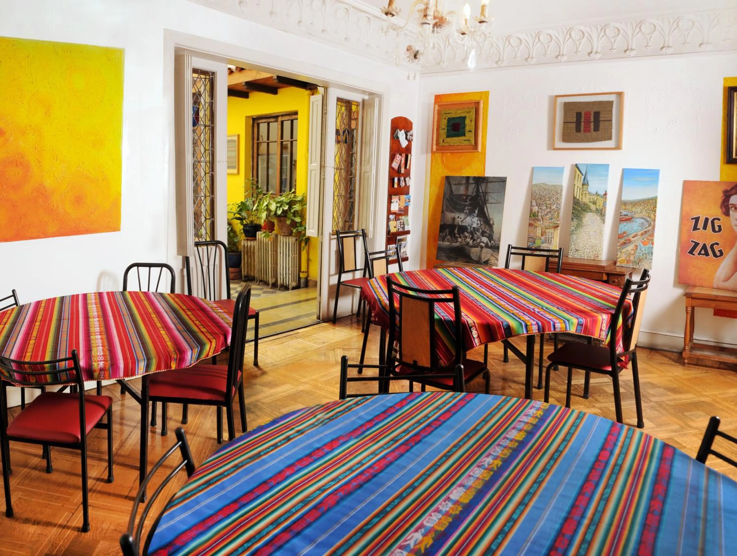 Restaurant/places to eat in Hostal Rio Amazonas