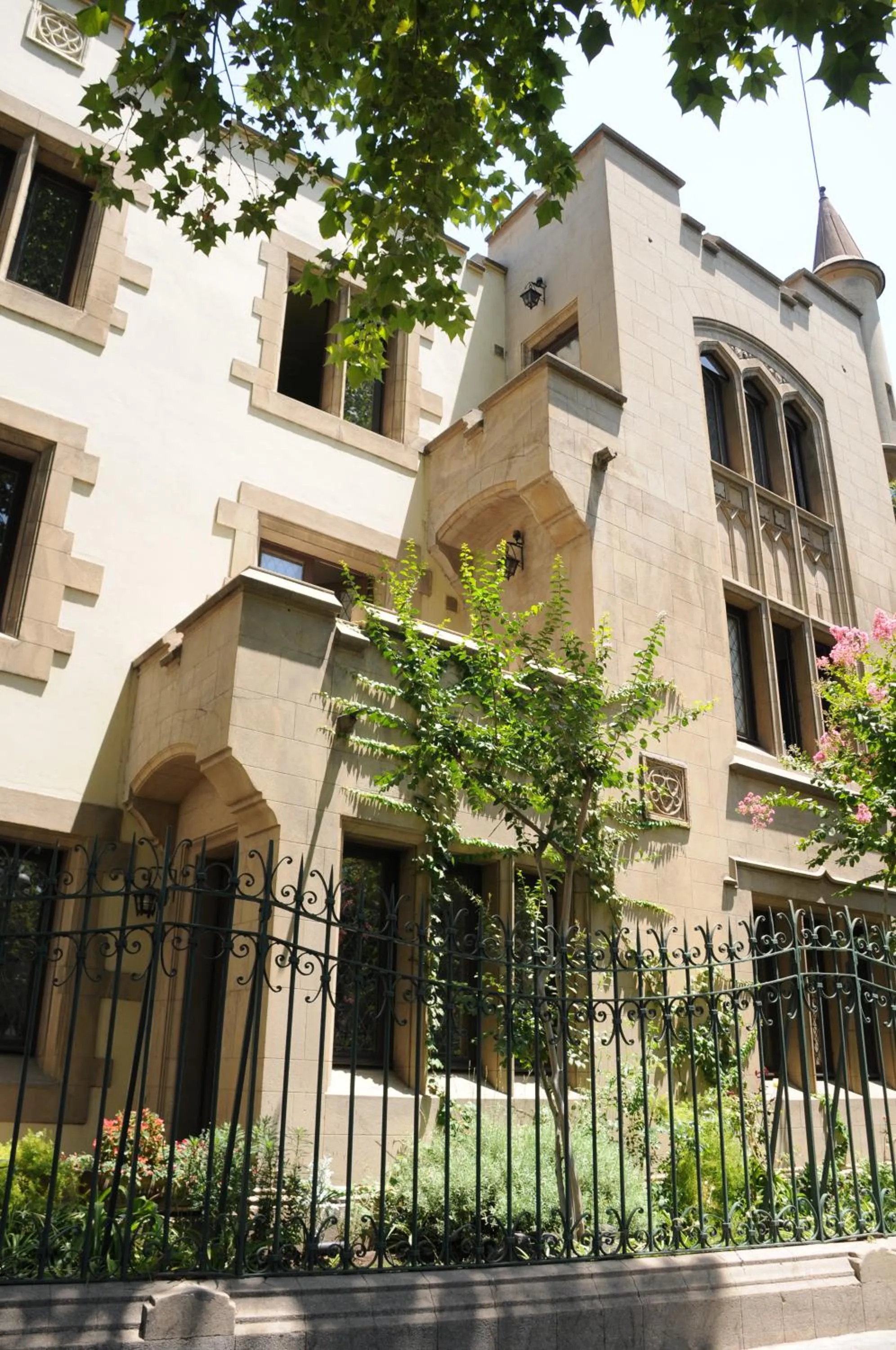 Facade/entrance in Hostal Rio Amazonas