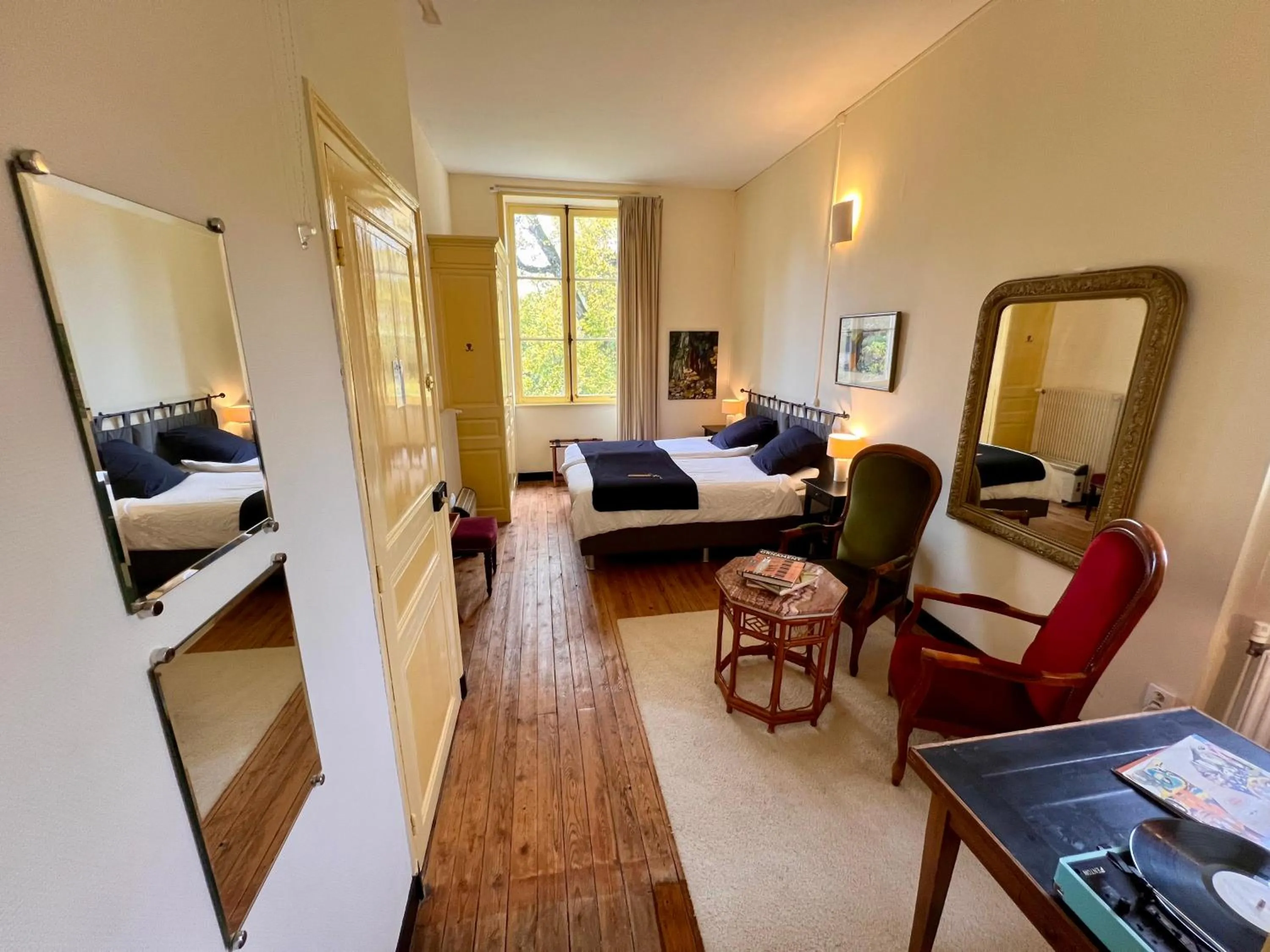 Bed in Villa Vallière bed&breakfast