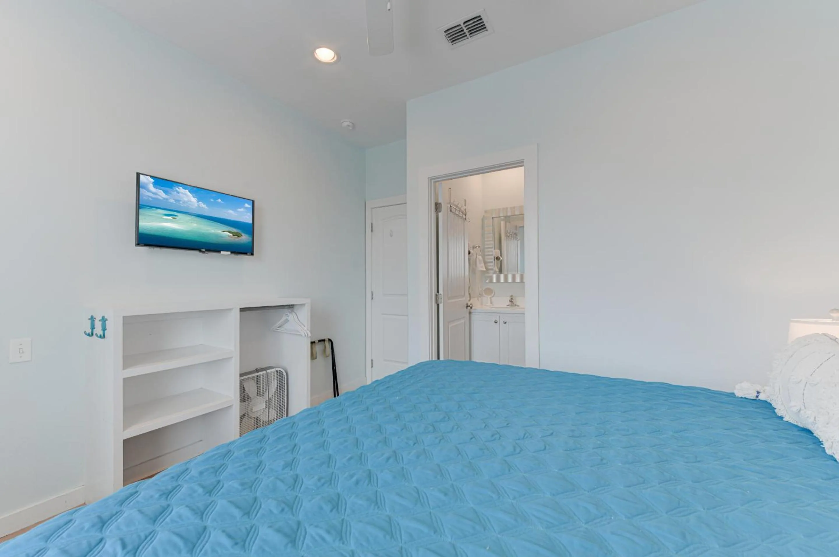 Property building, Bed in Second Wind