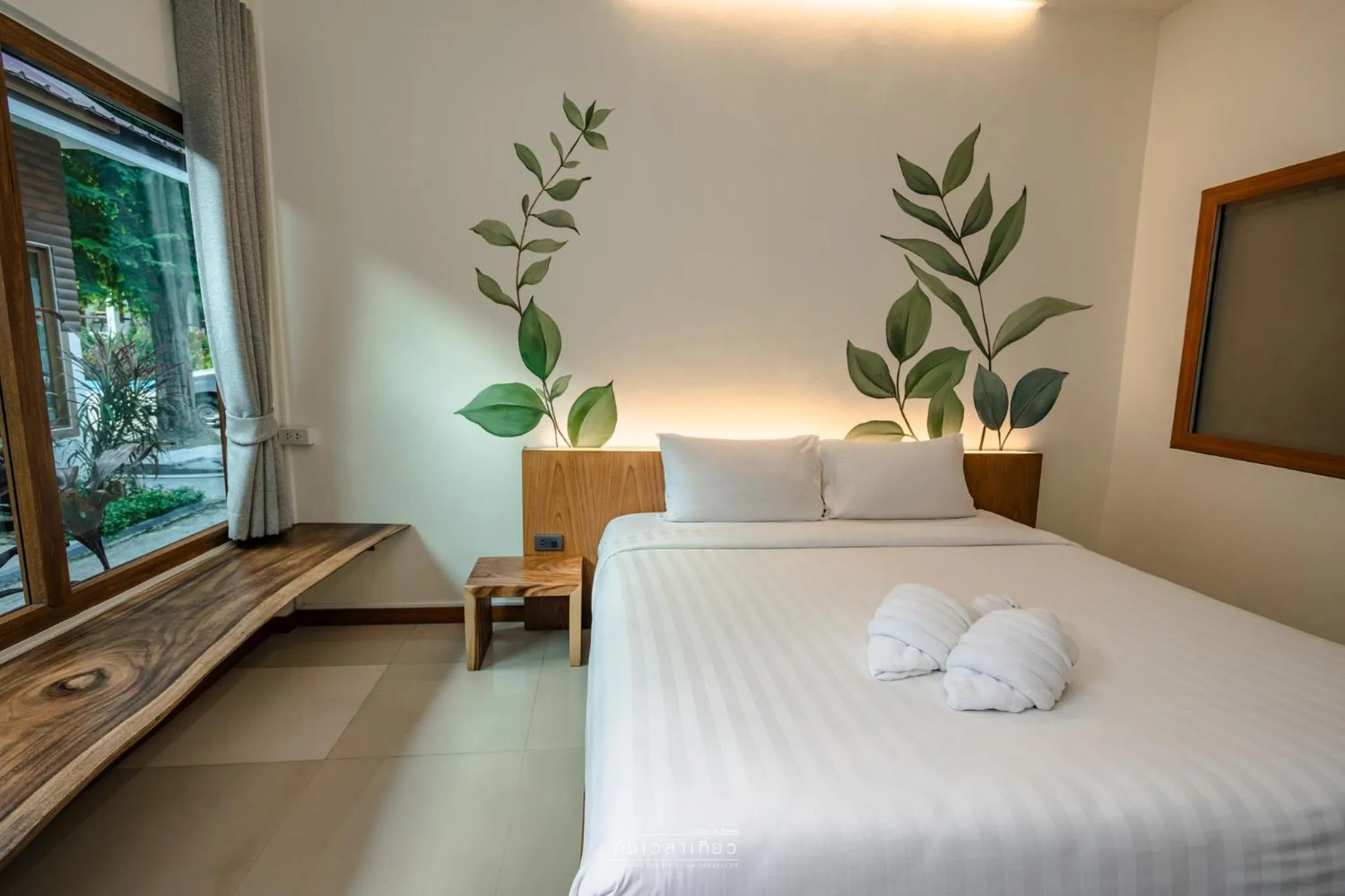 Bed in Diamond Beach Resort