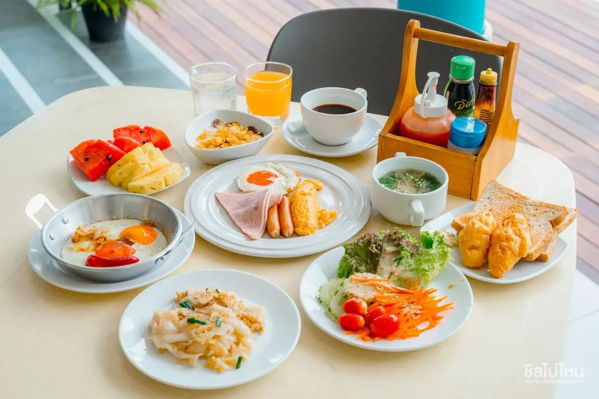 Breakfast in Diamond Beach Resort