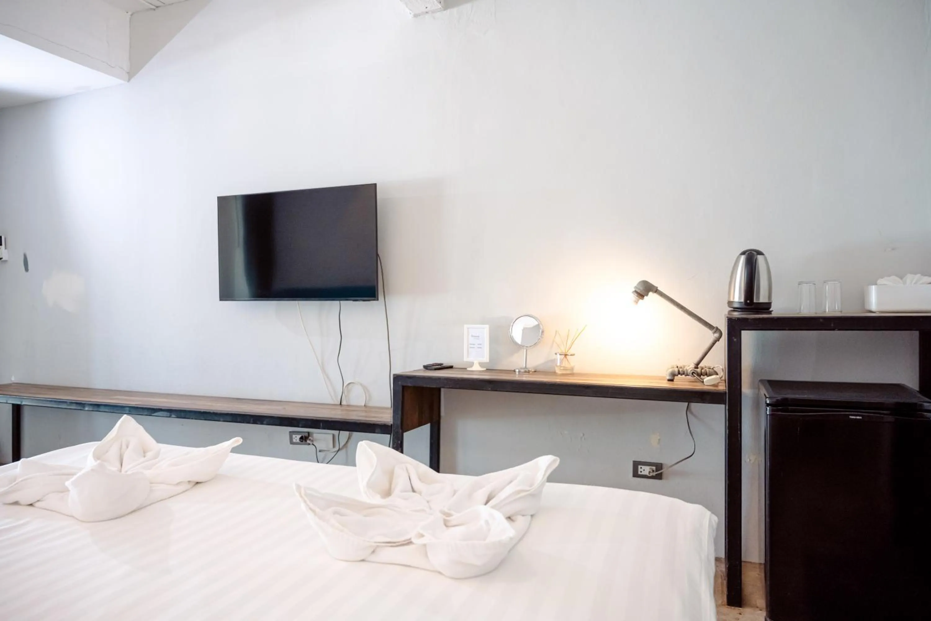 TV and multimedia, Bed in Diamond Beach Resort