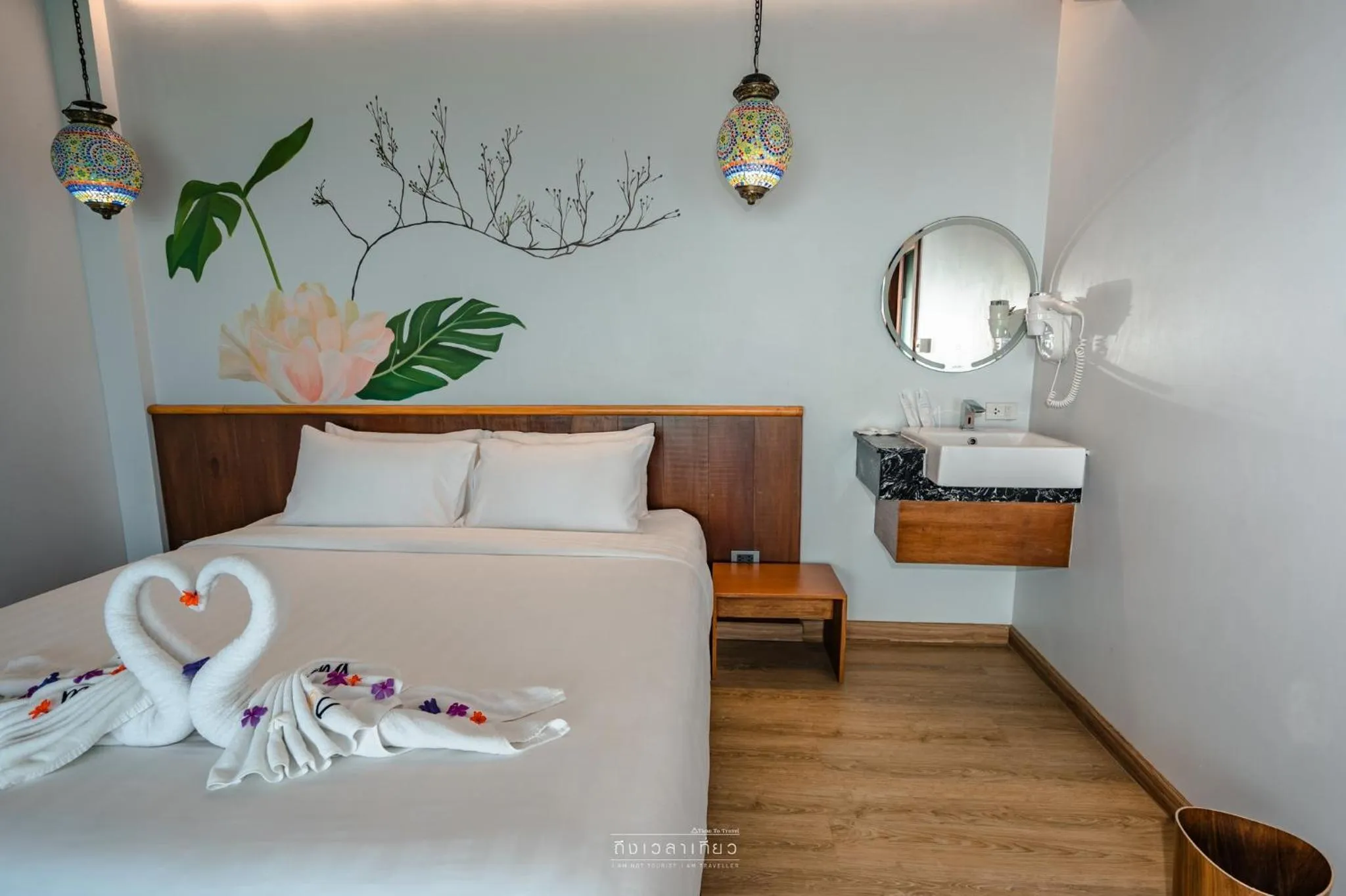 Bed in Diamond Beach Resort