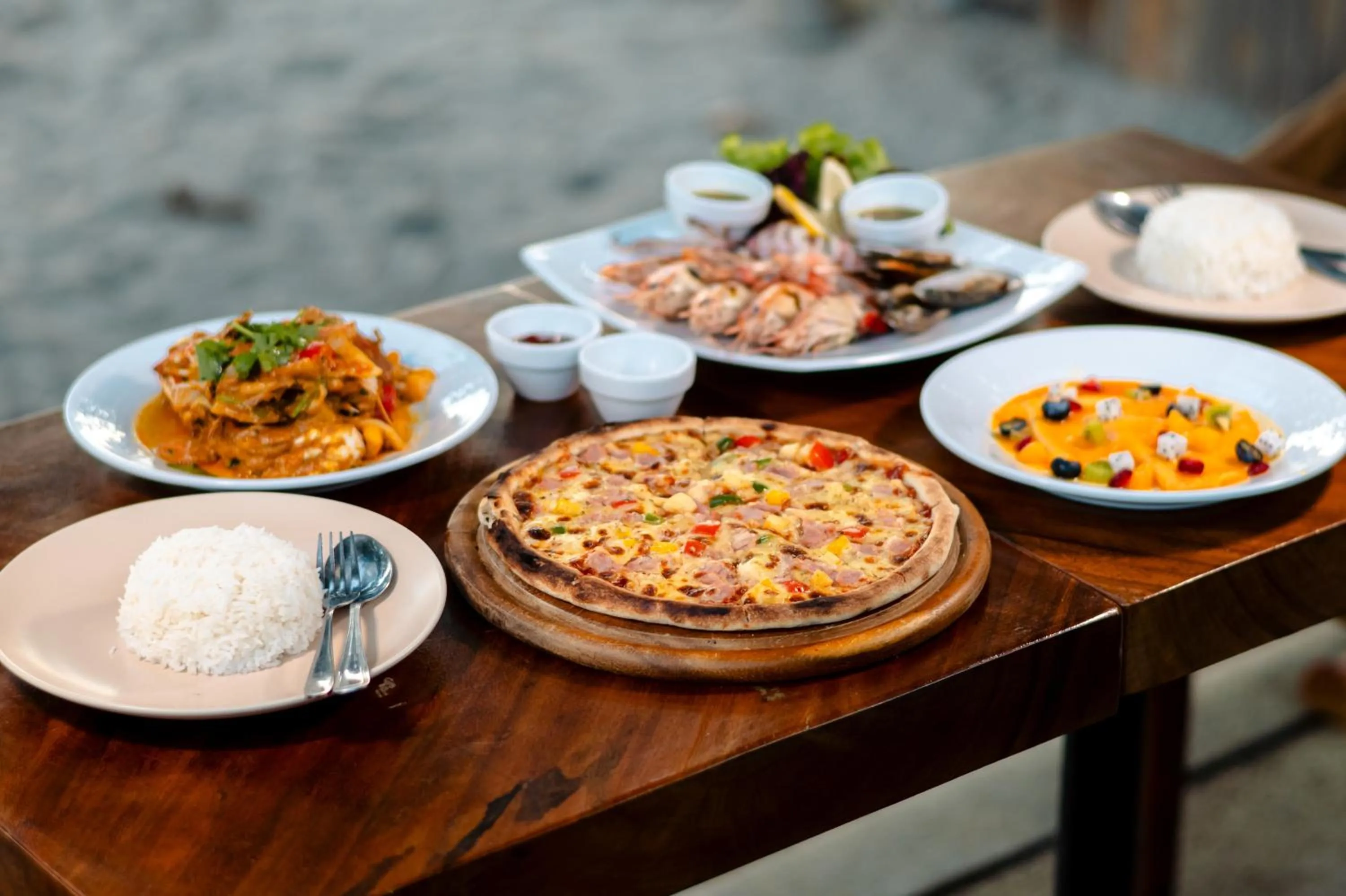 Lounge or bar in Diamond Beach Resort