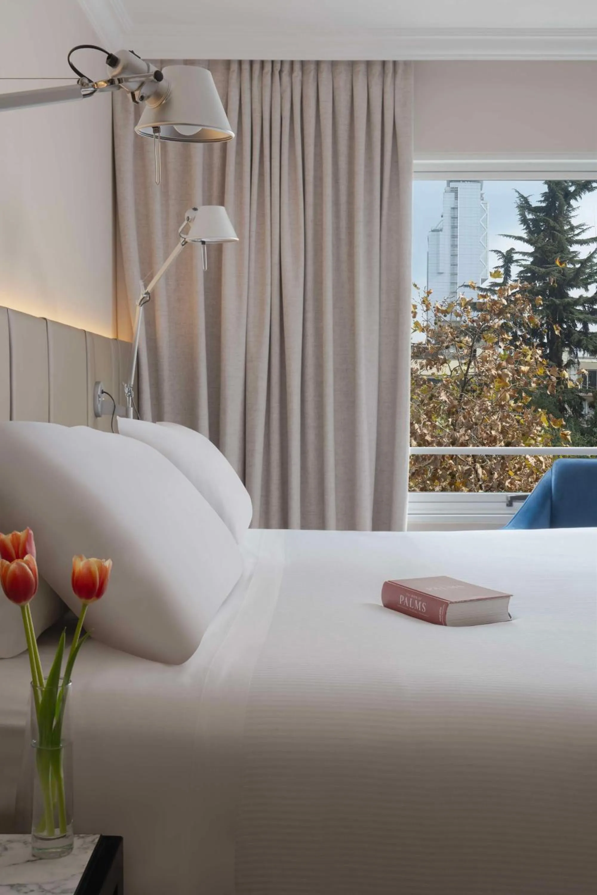 Bedroom, Bed in NH Ciudad de Santiago