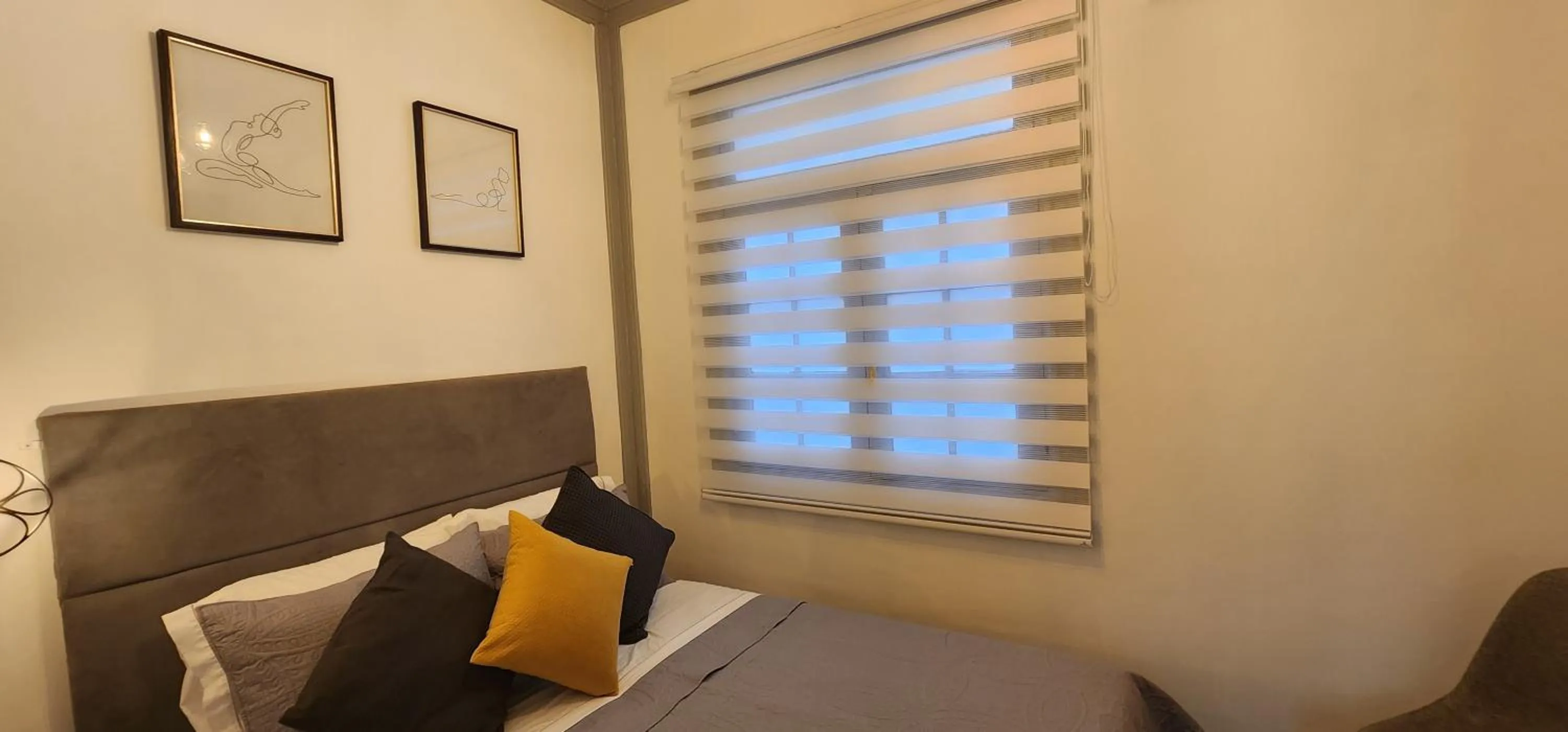 Bed in Hotel Voila Londres