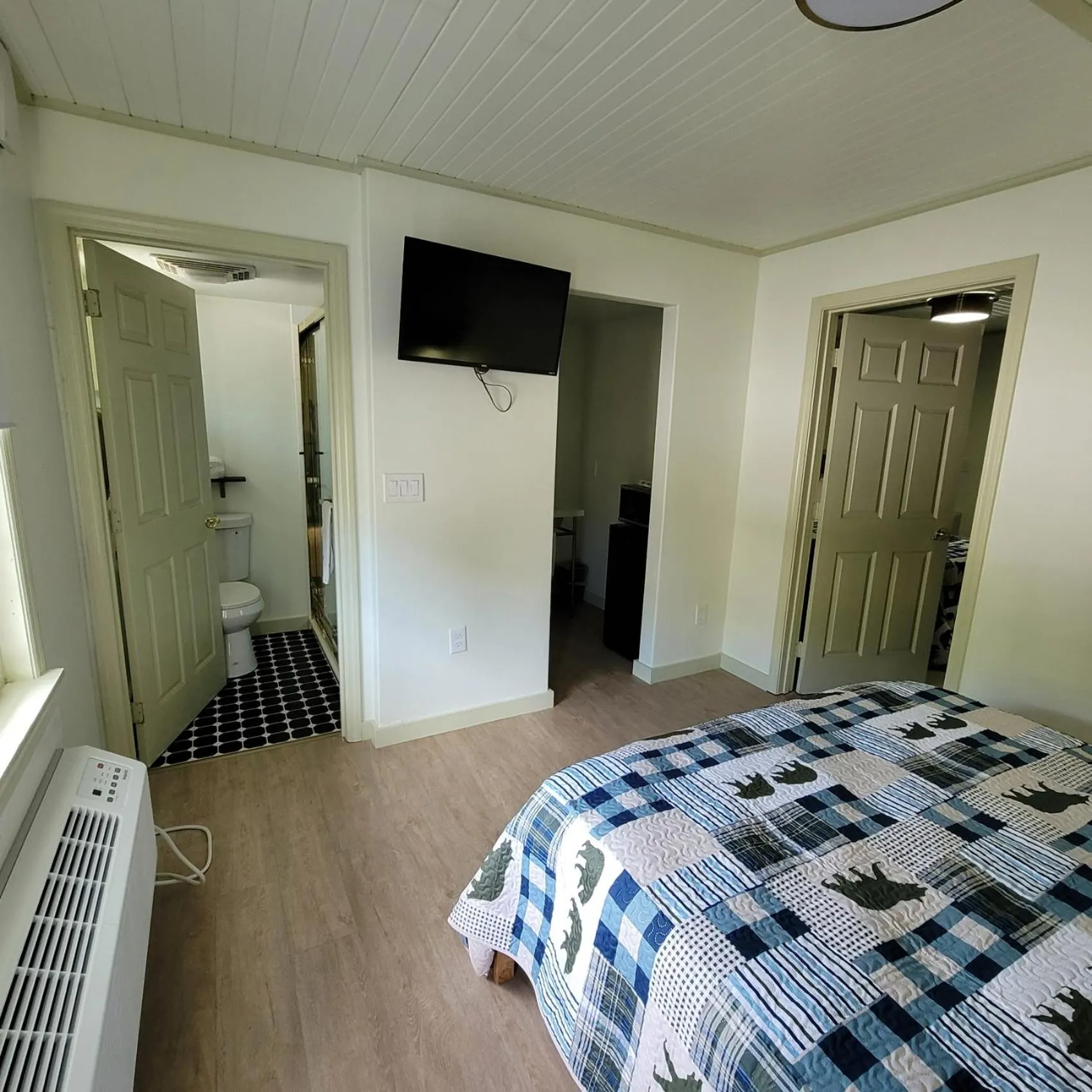 Bedroom, Bed in Ski Mountain Lodge